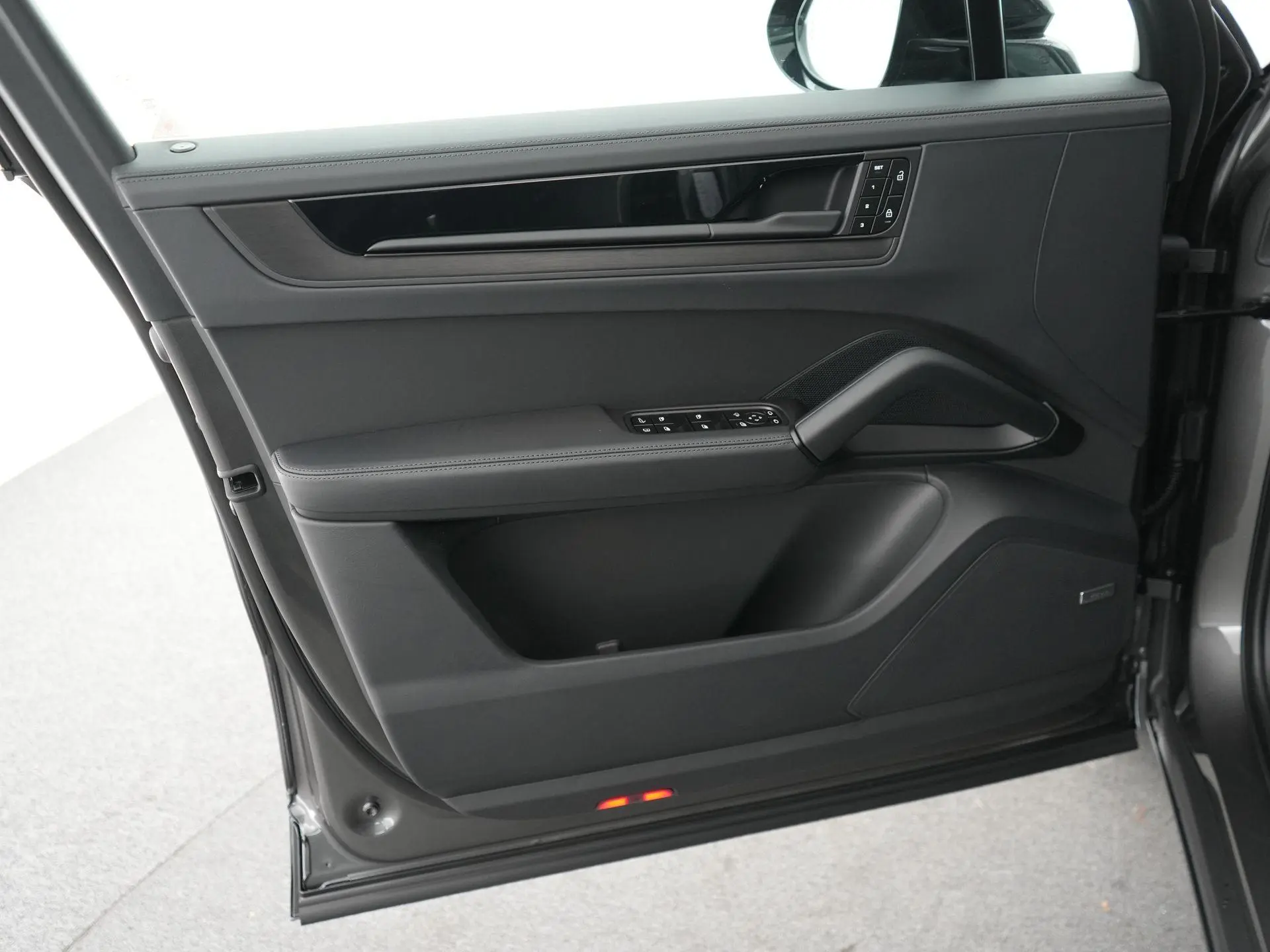 Cayenne 3.0 E-Hybrid Black Edition