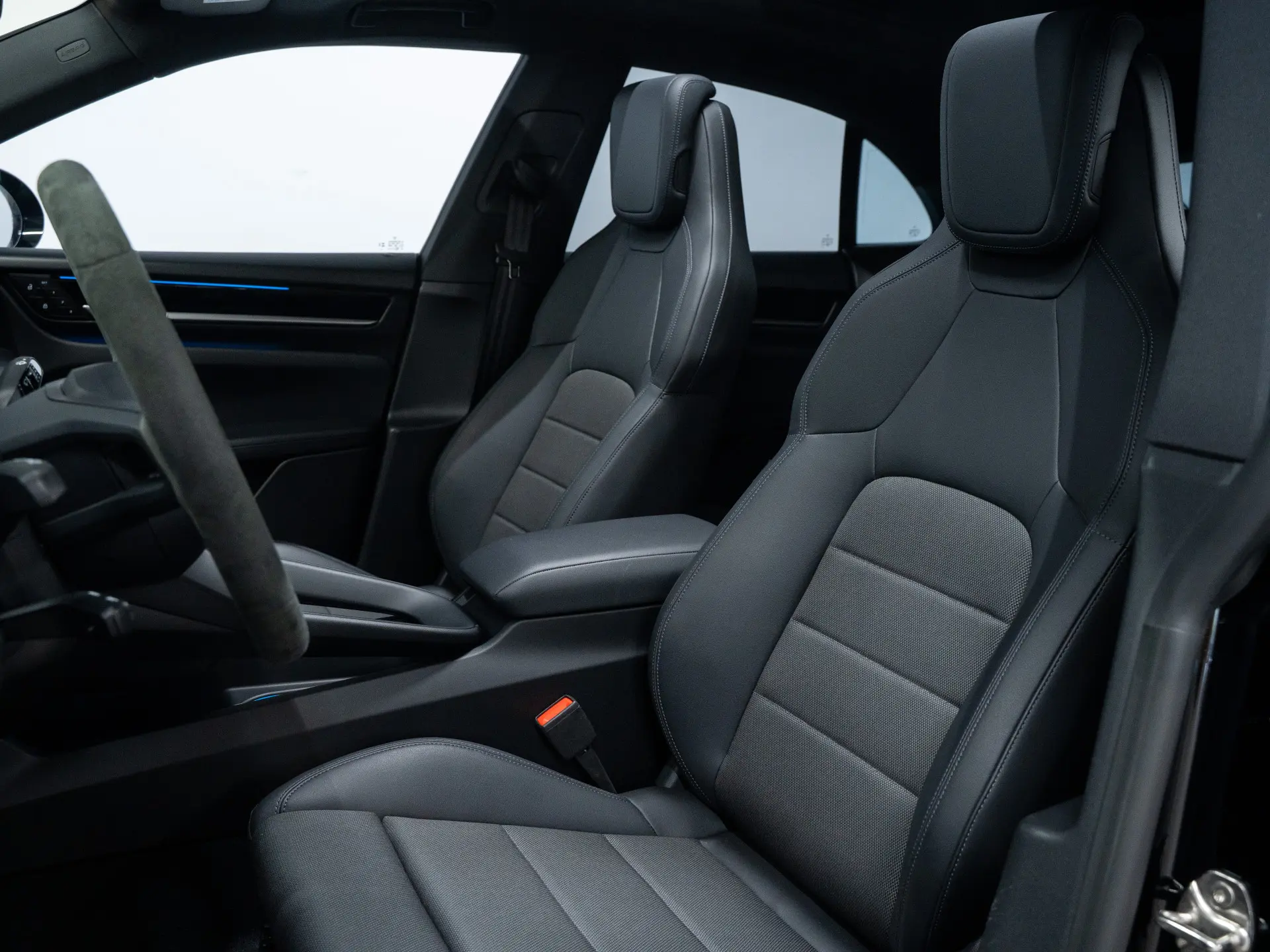 Macan 4