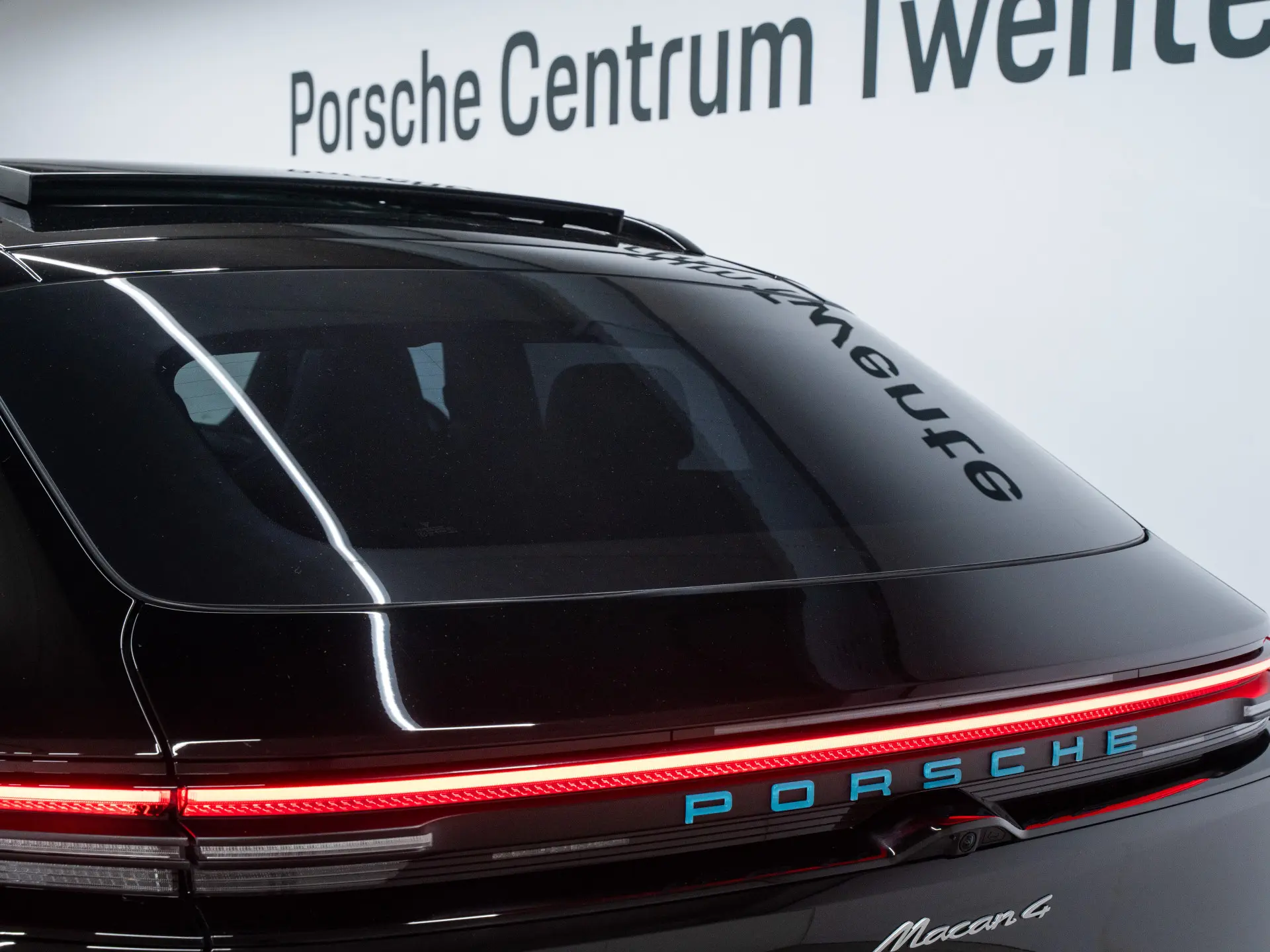 Macan 4