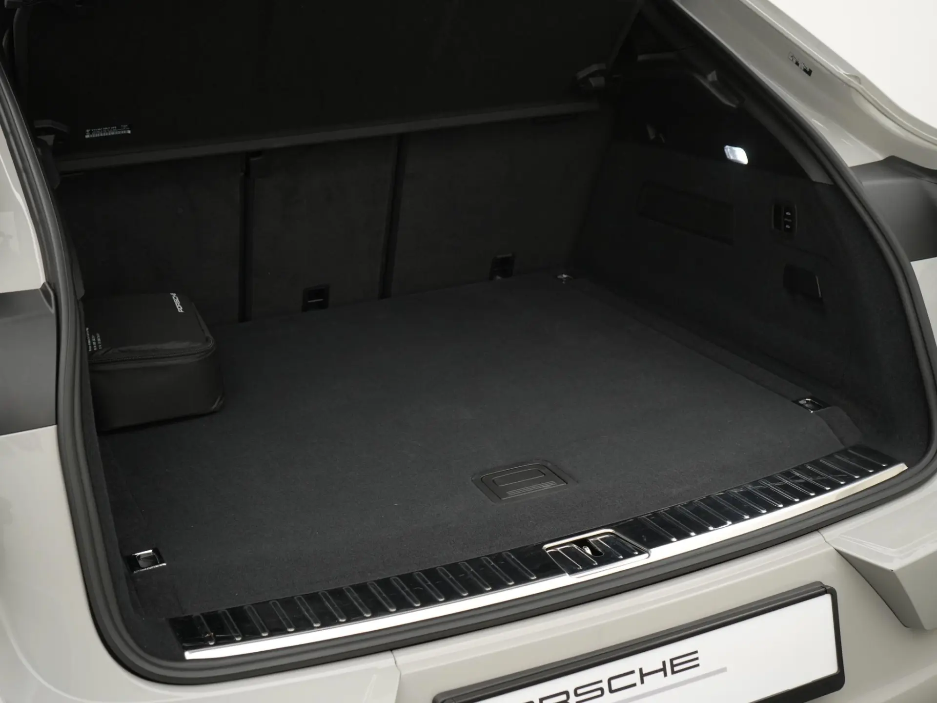 Cayenne Coupé S E-Hybrid