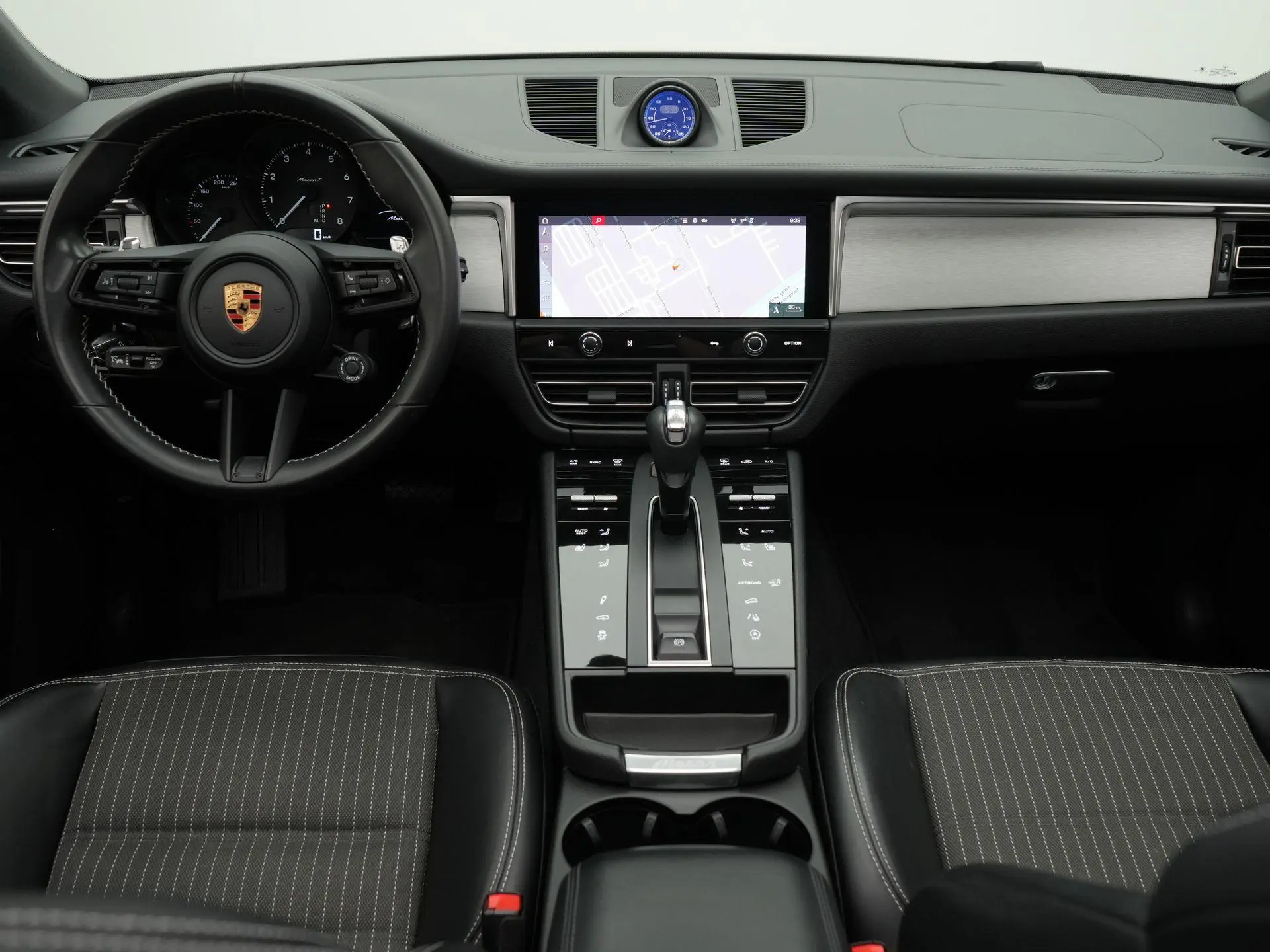 Macan T