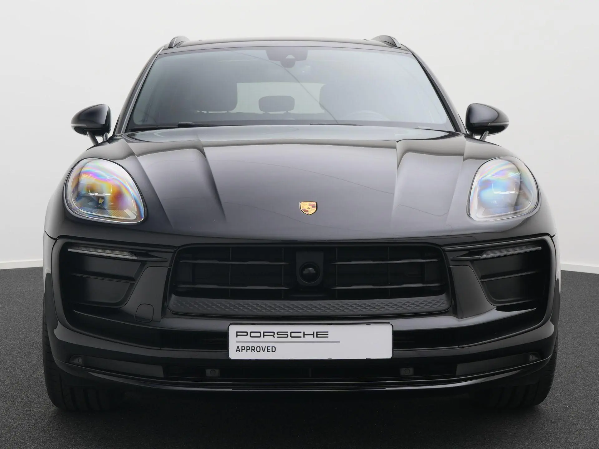 Macan T