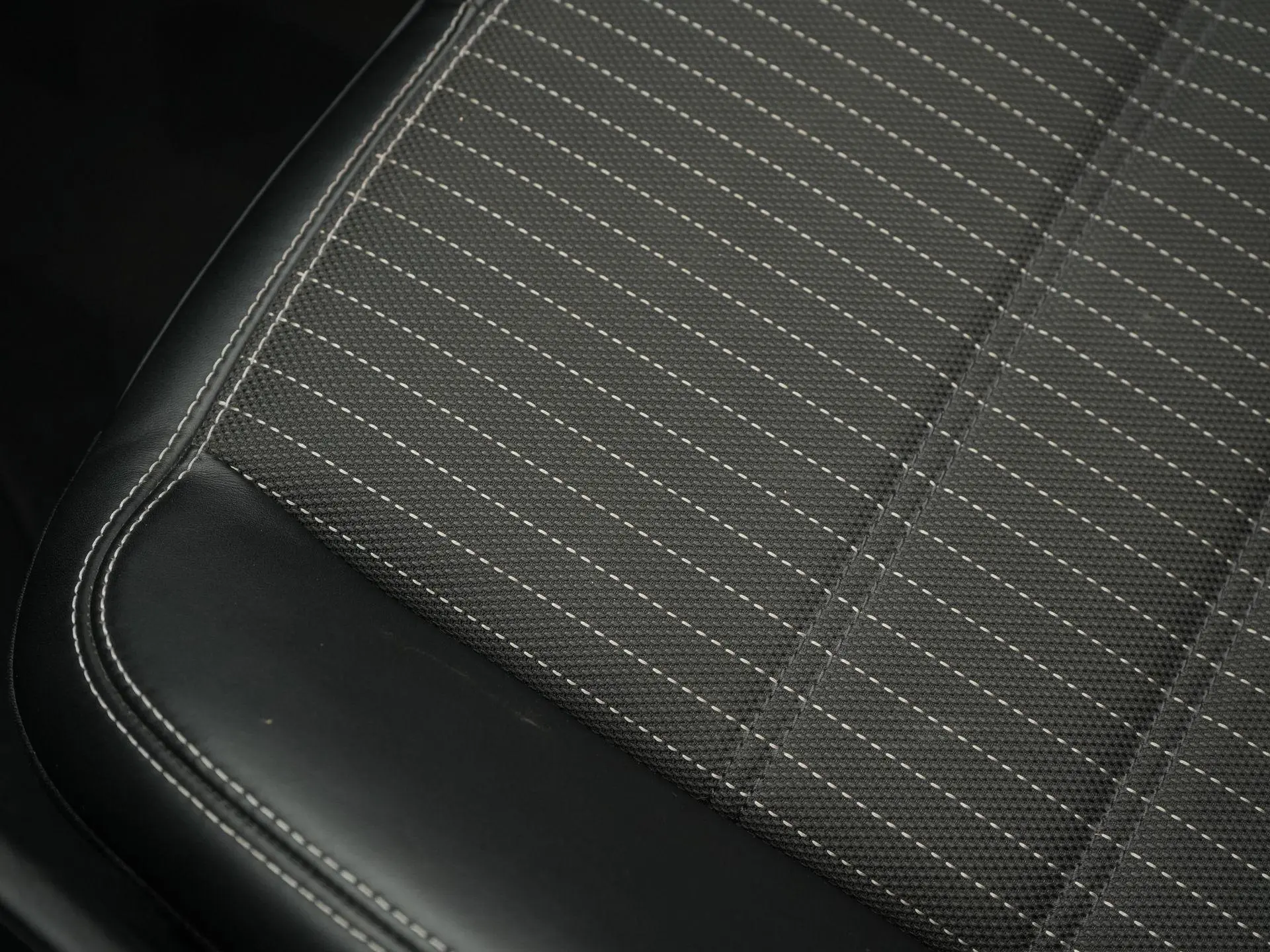 Macan T