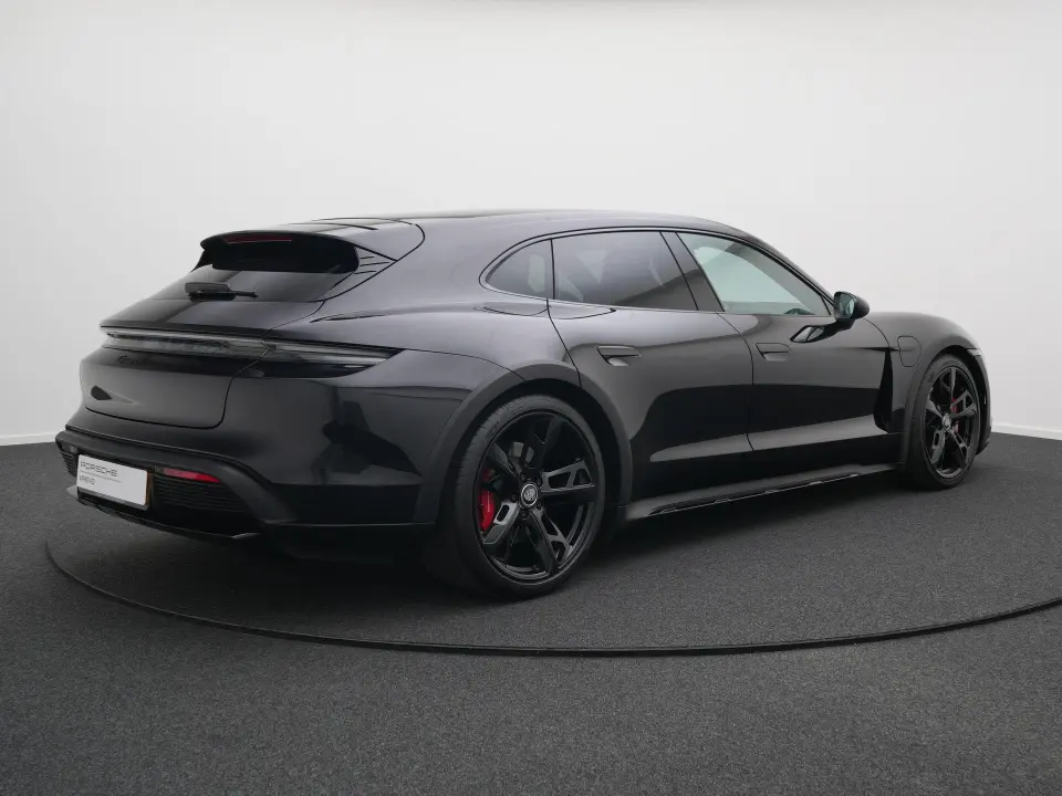 Taycan Cross Turismo 4S