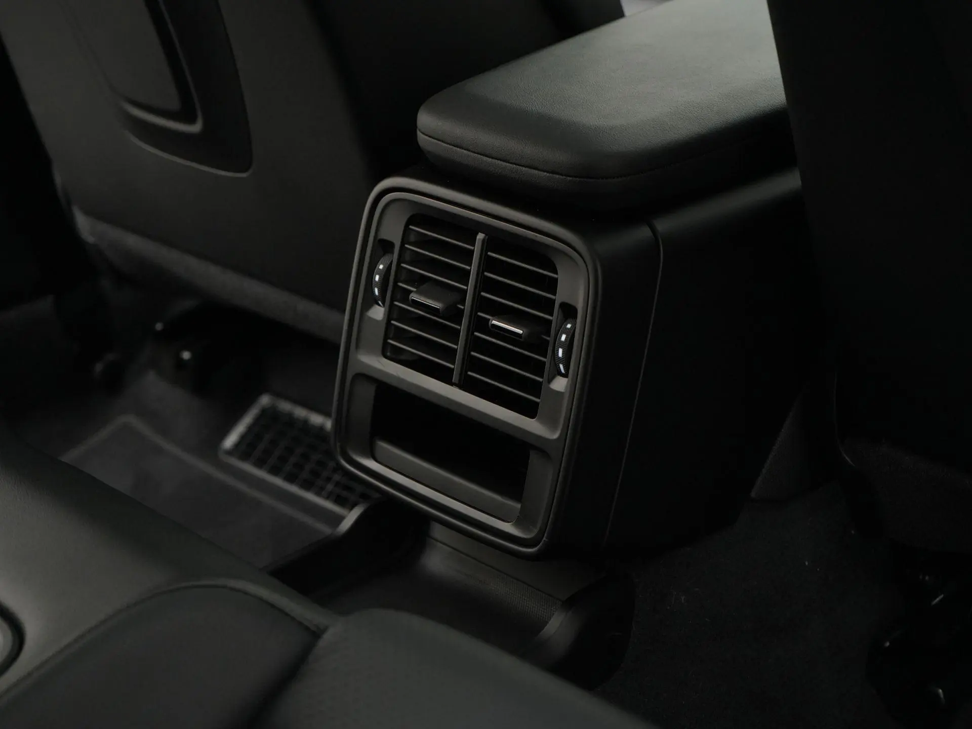 Taycan Cross Turismo 4S