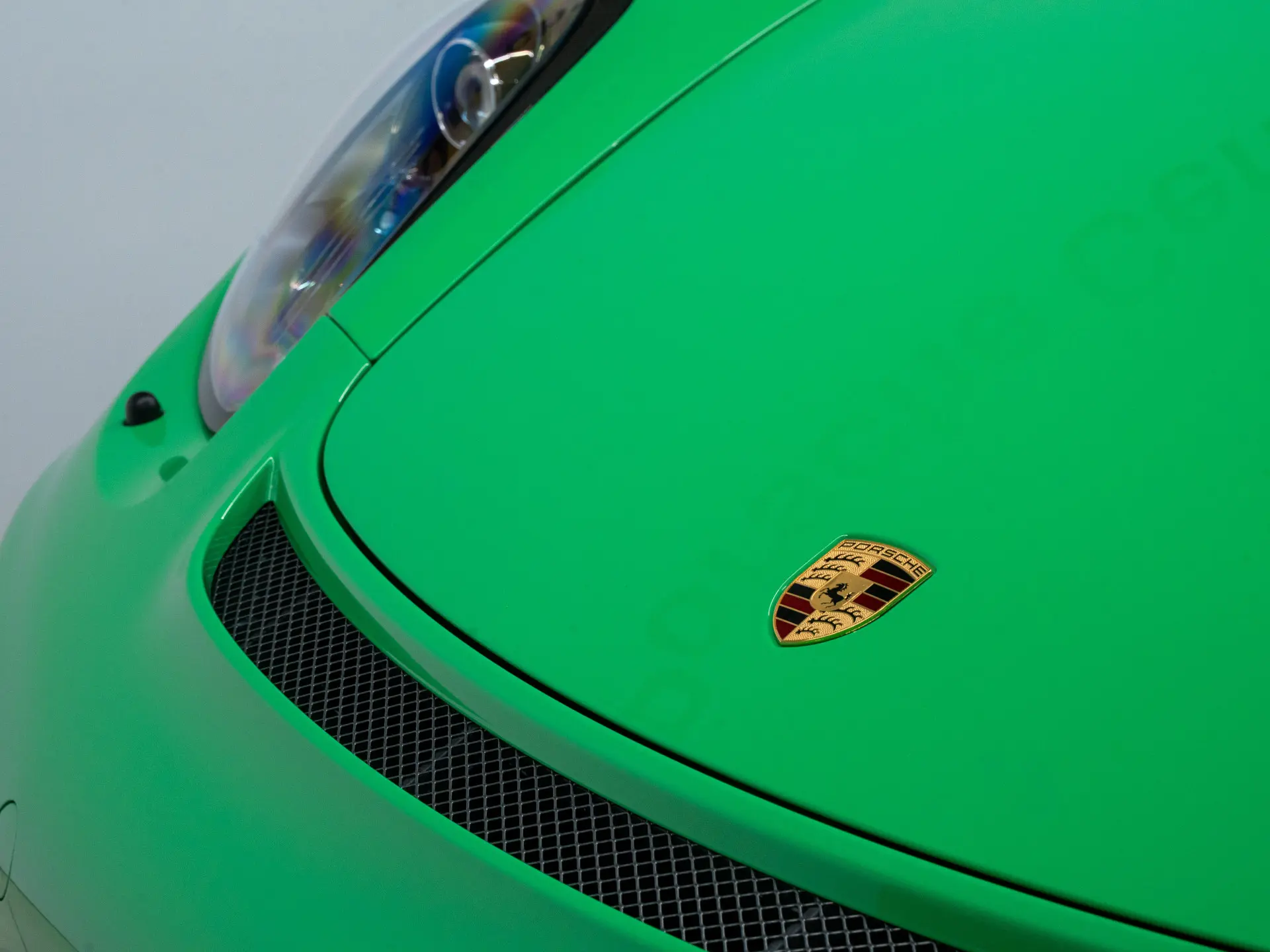 Cayman GT4