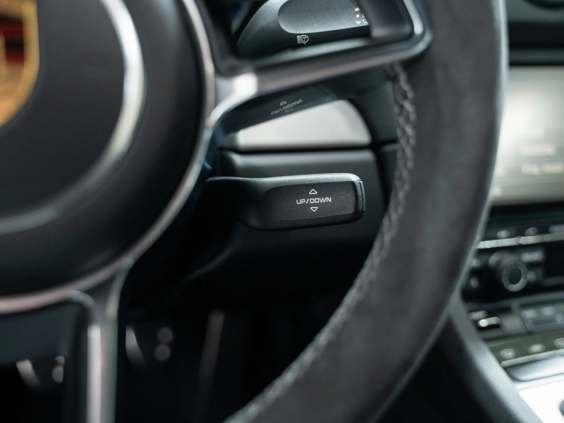 Cayman GT4