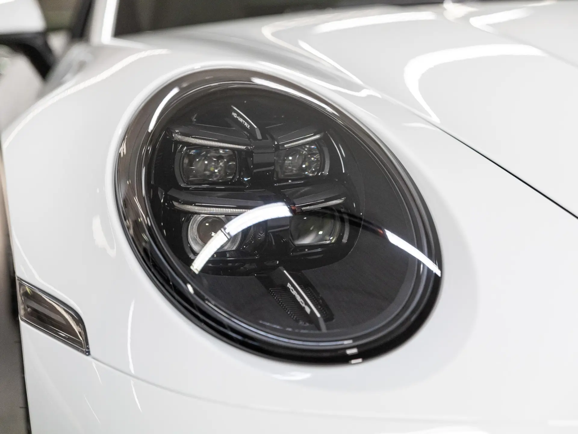 911 3.6 T-Hybrid Targa 4 GTS