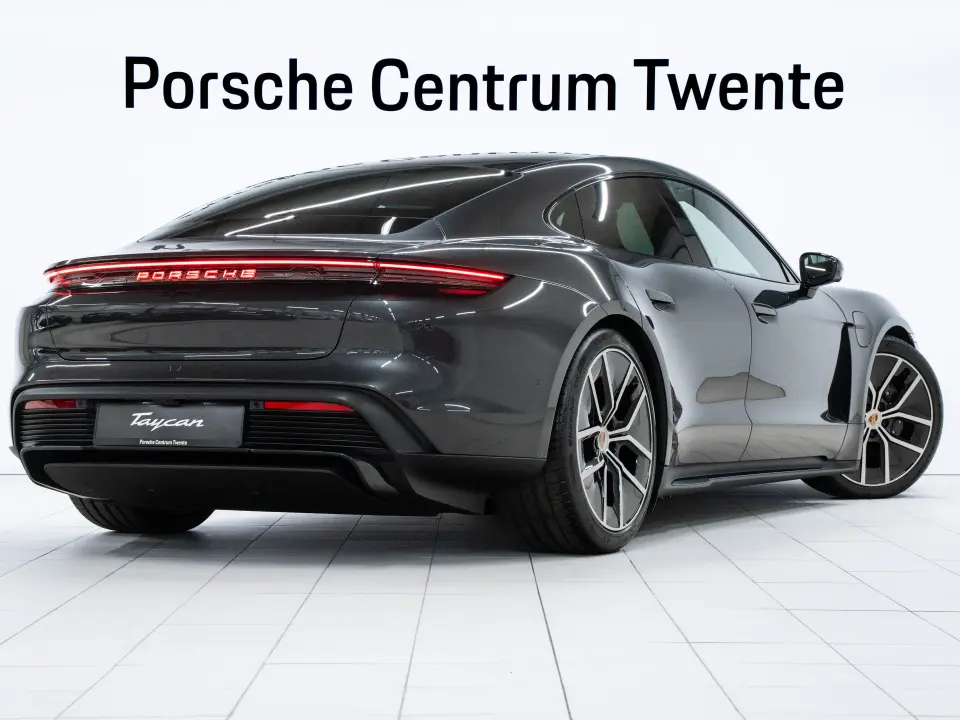 Porsche Taycan Black Edition