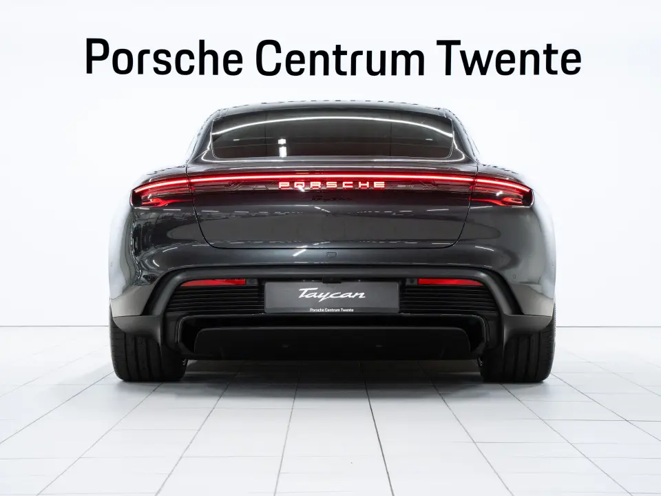 Taycan Black Edition
