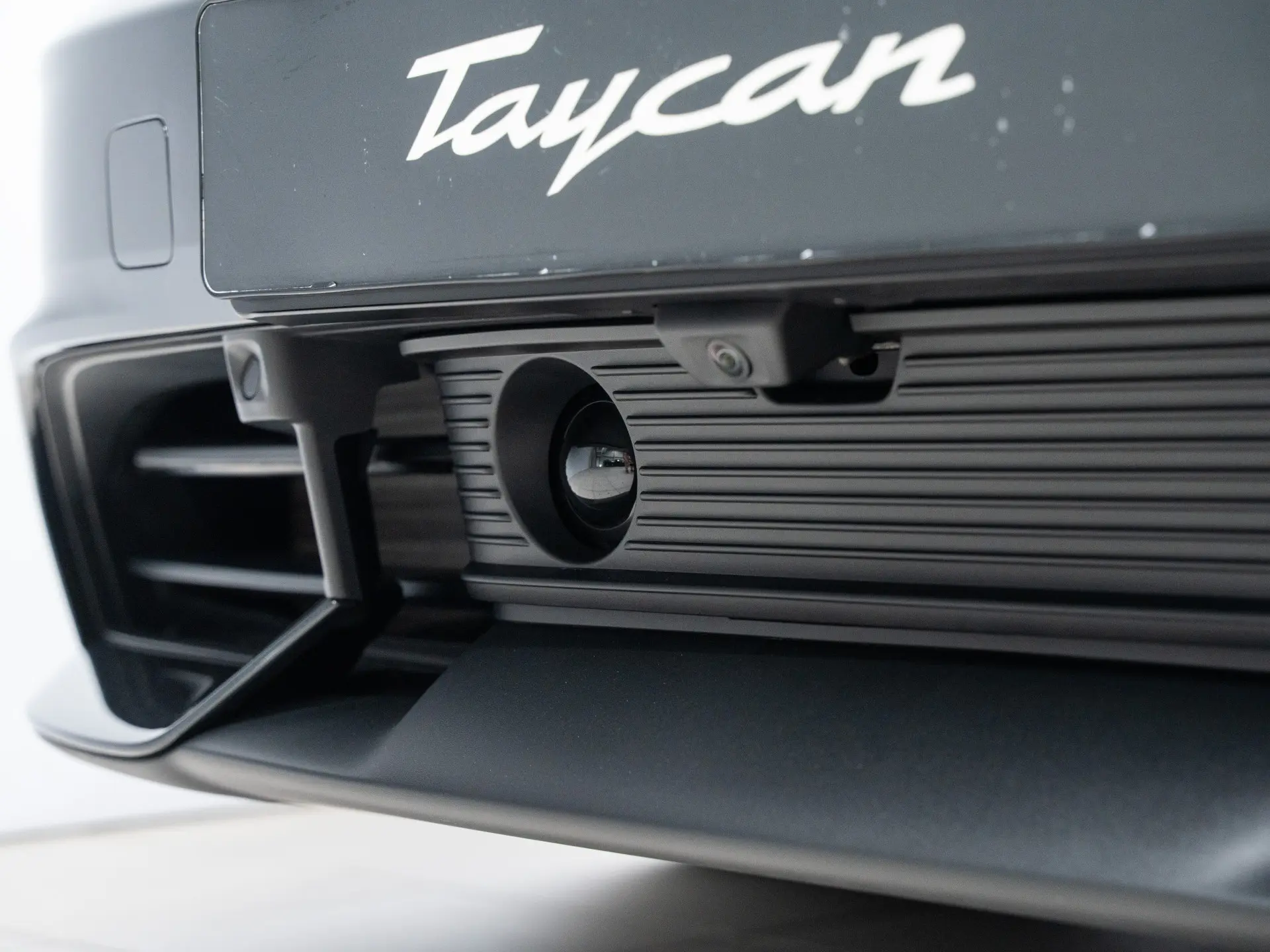 Taycan Black Edition