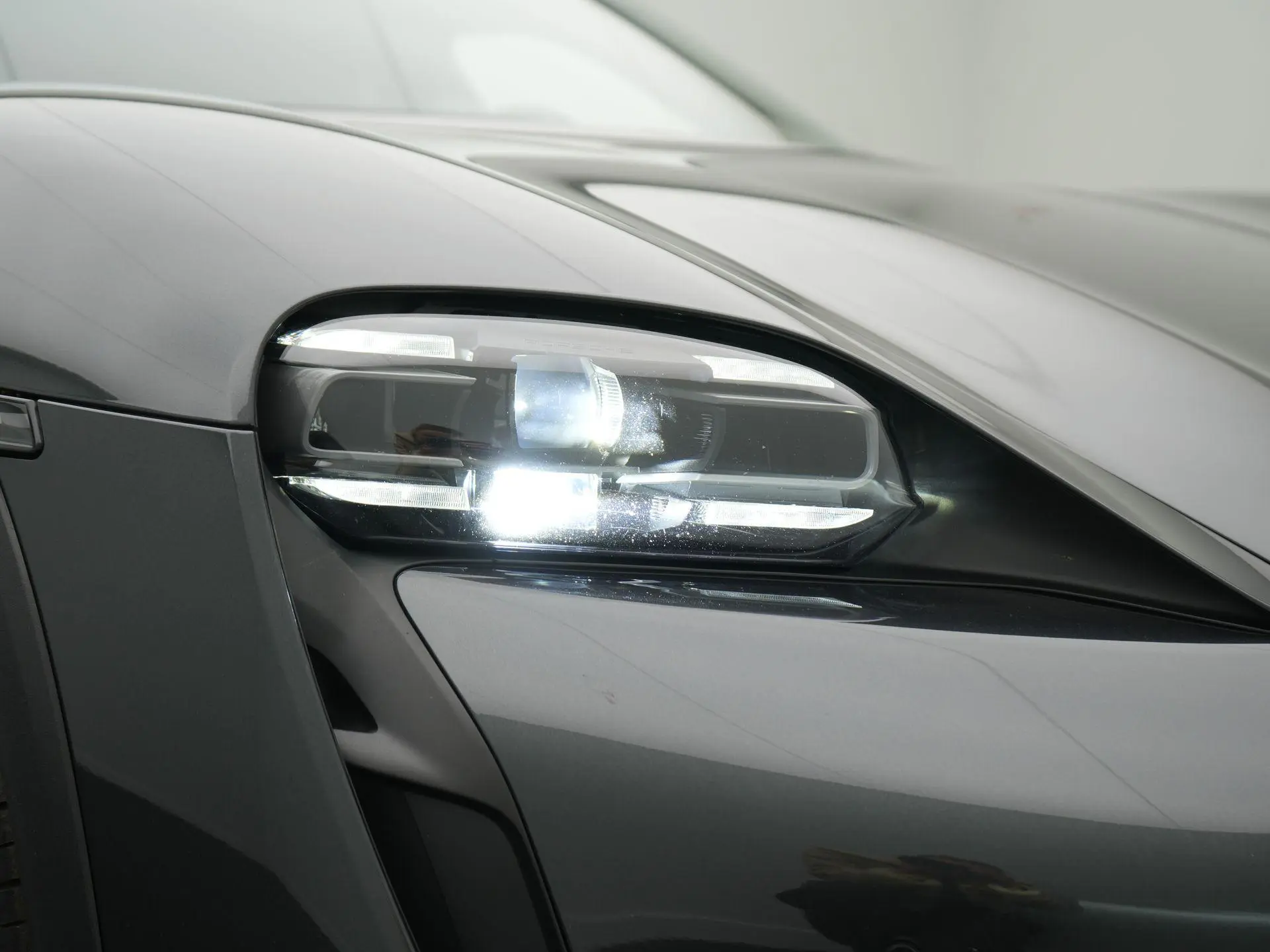 Taycan 4S Cross Turismo