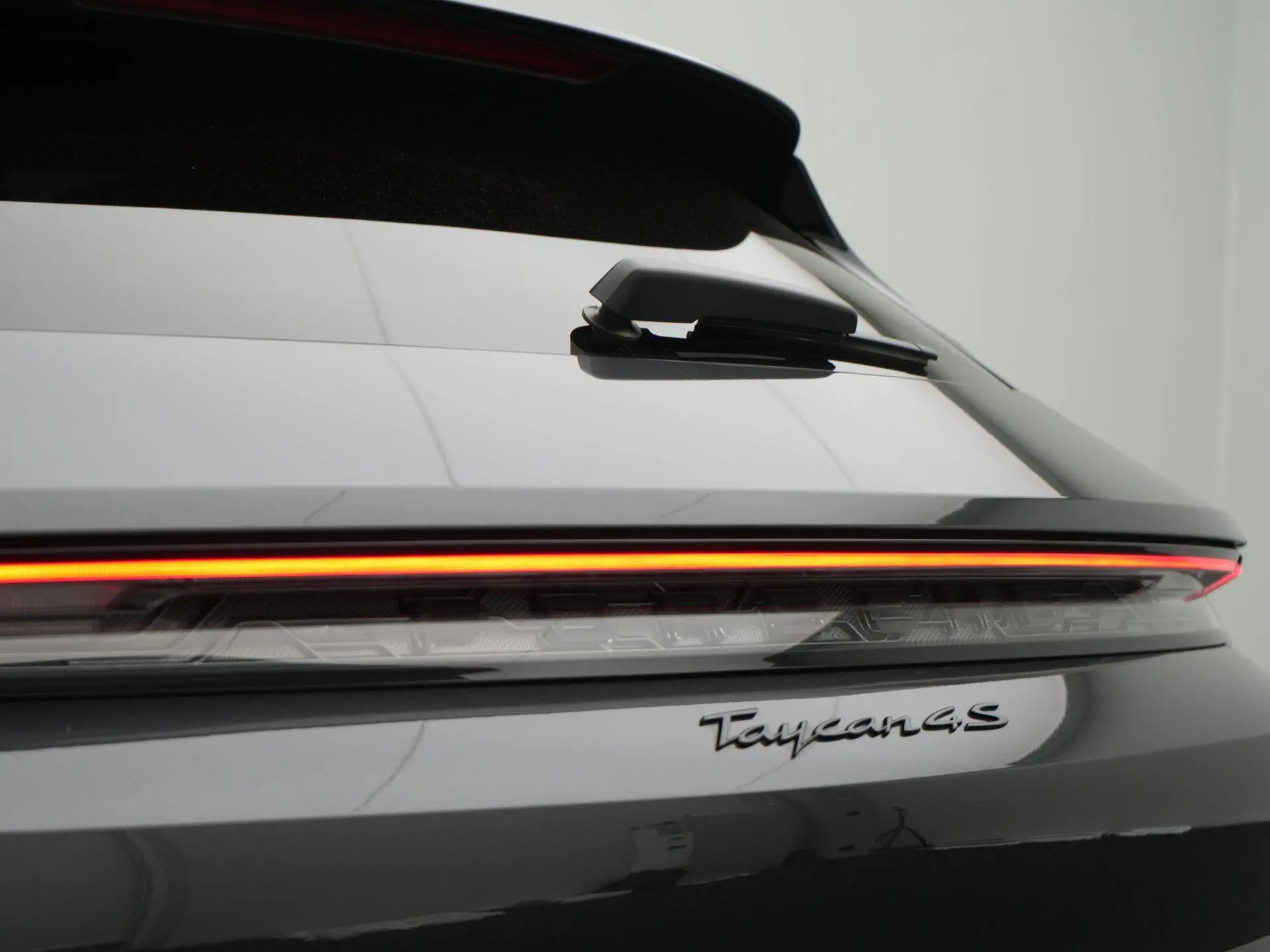 Taycan 4S Cross Turismo