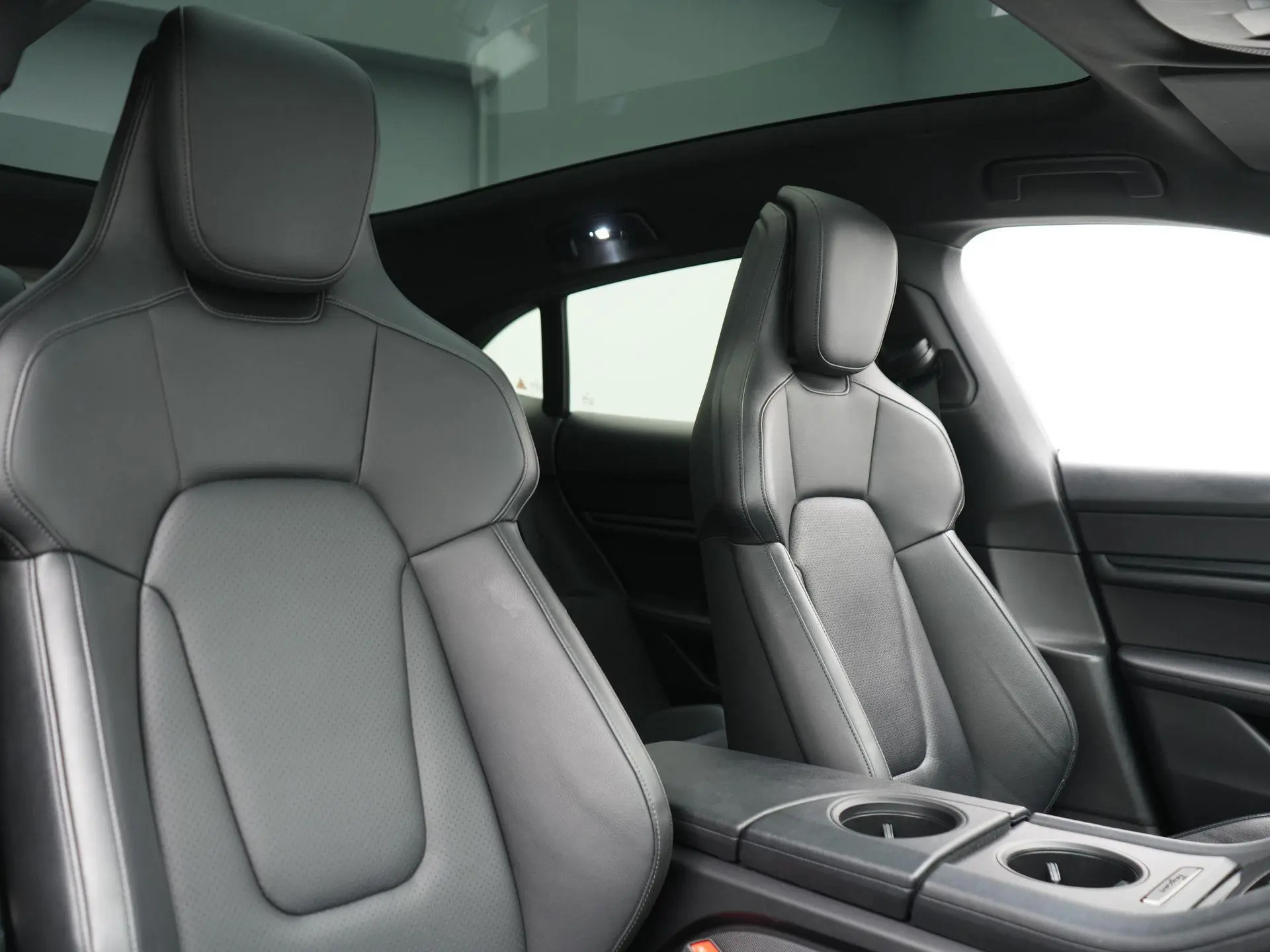 Taycan 4S Cross Turismo