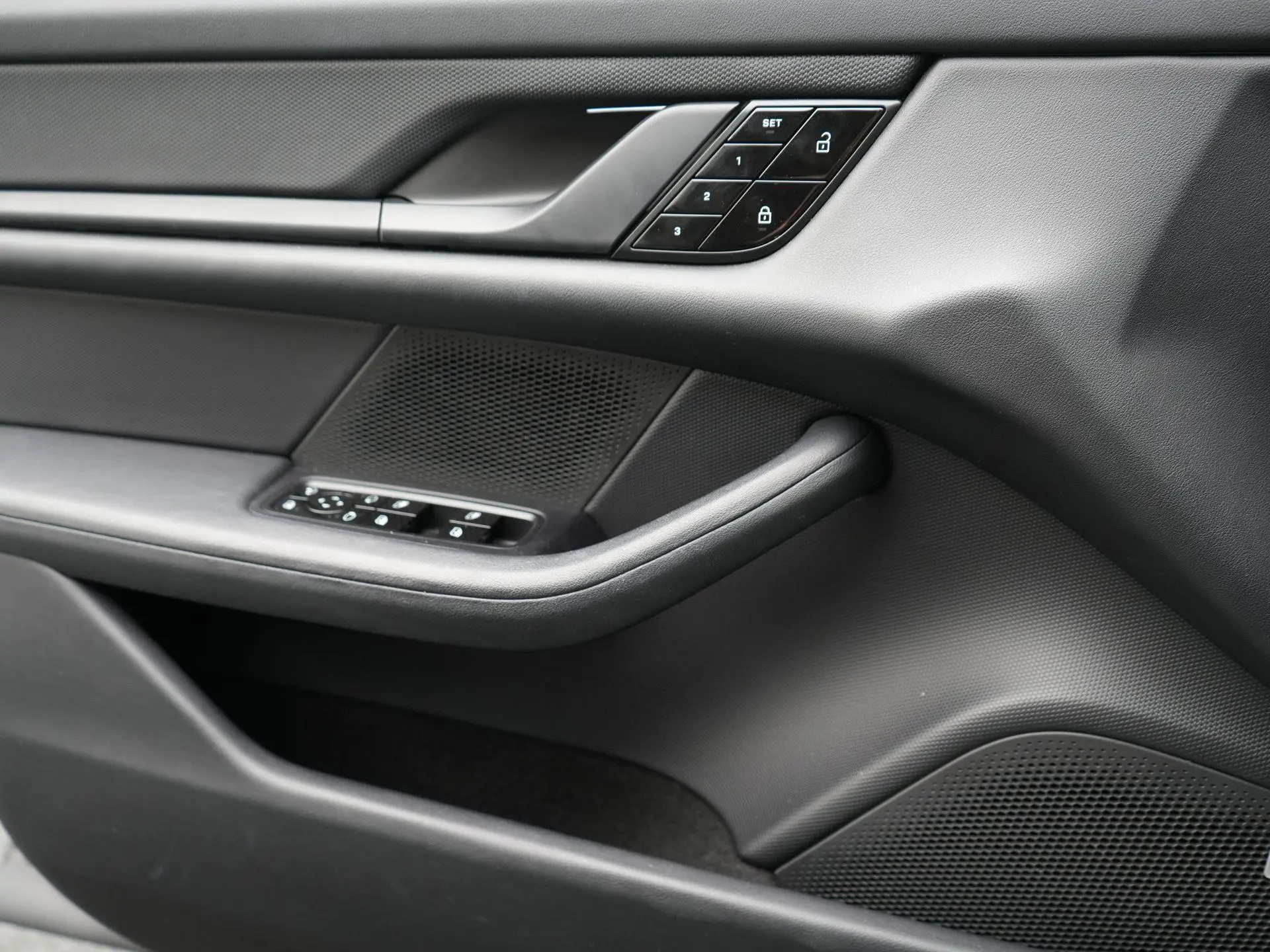 Taycan 4S Cross Turismo