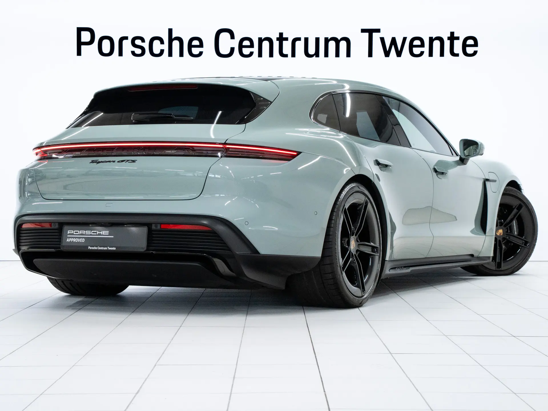 Taycan GTS Sport Turismo
