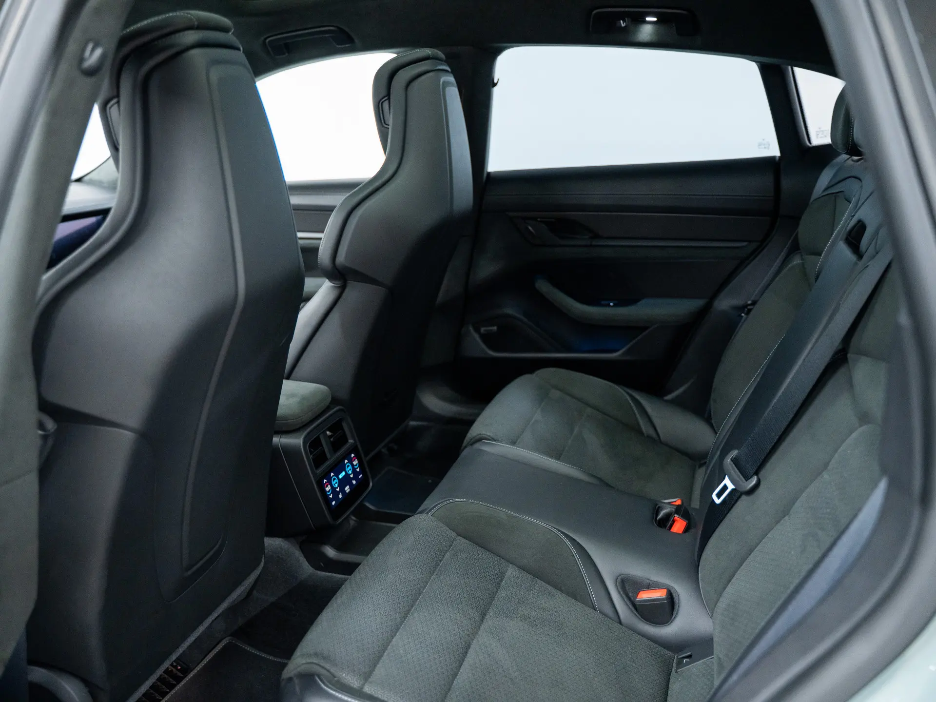 Taycan GTS Sport Turismo