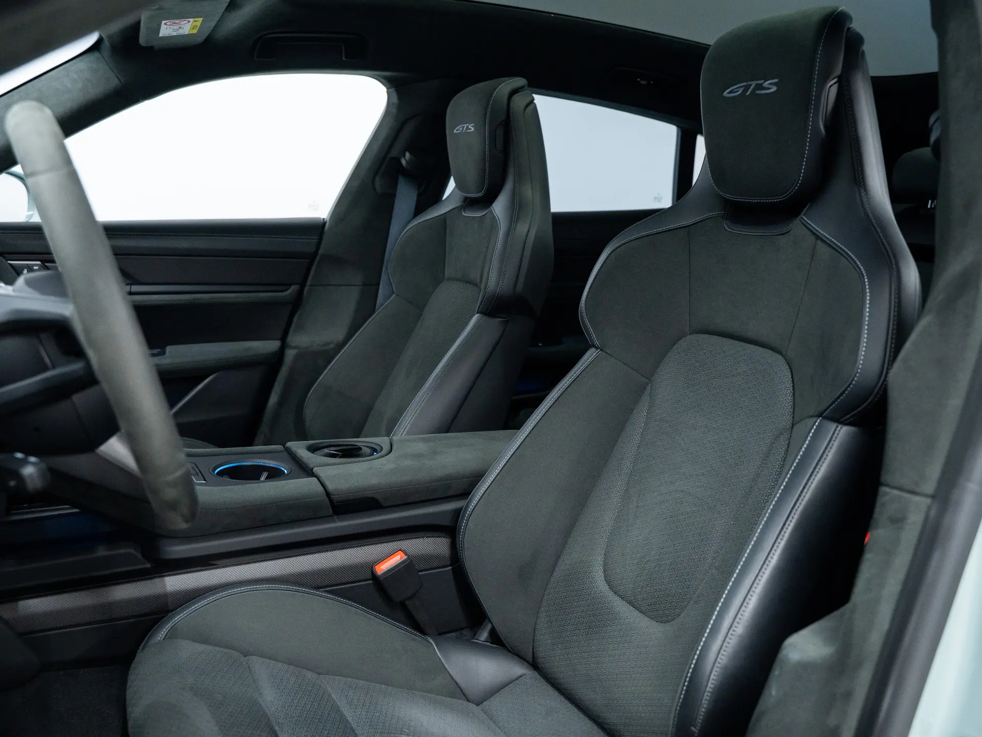 Taycan GTS Sport Turismo