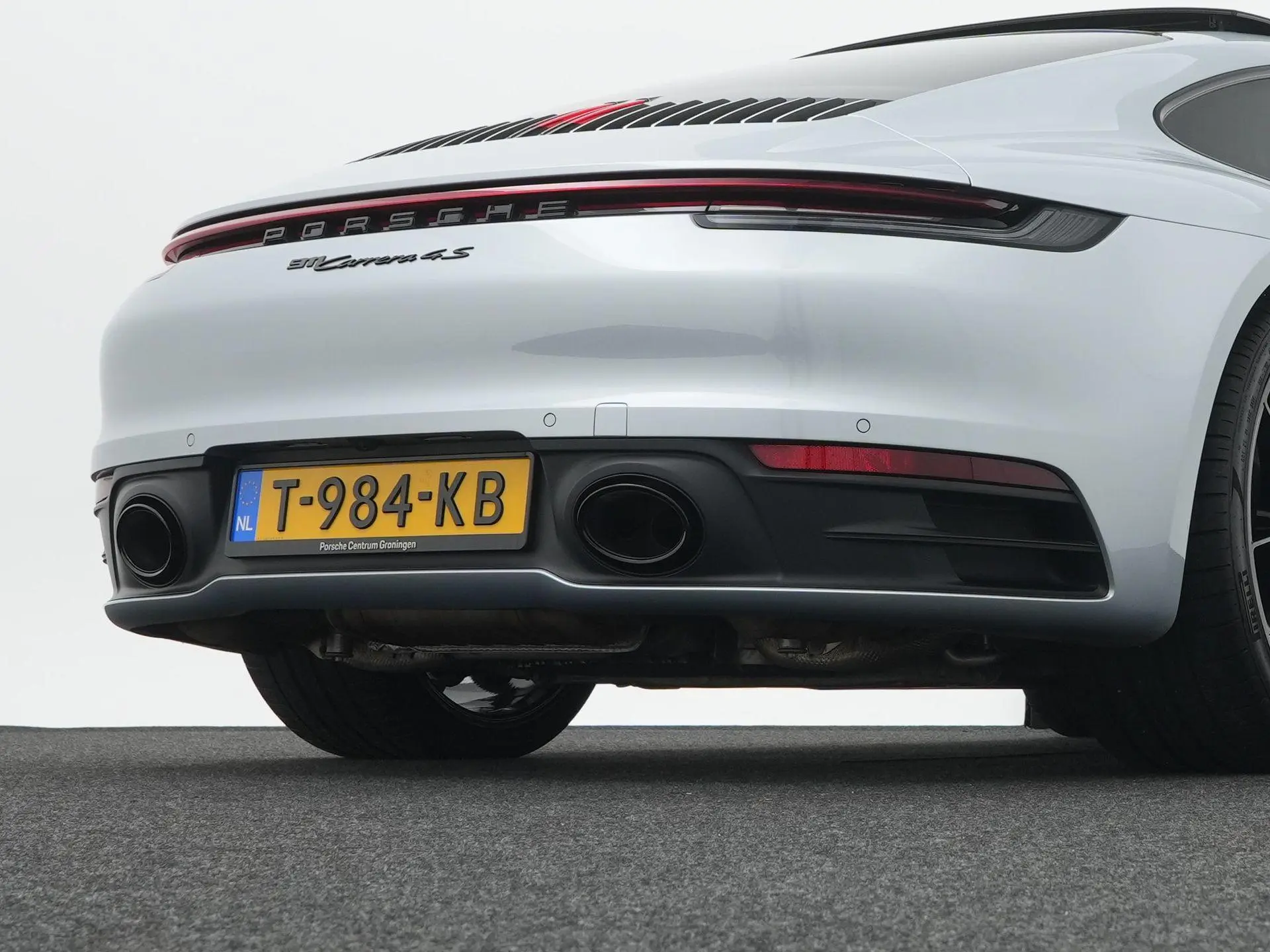 911 Carrera 4S