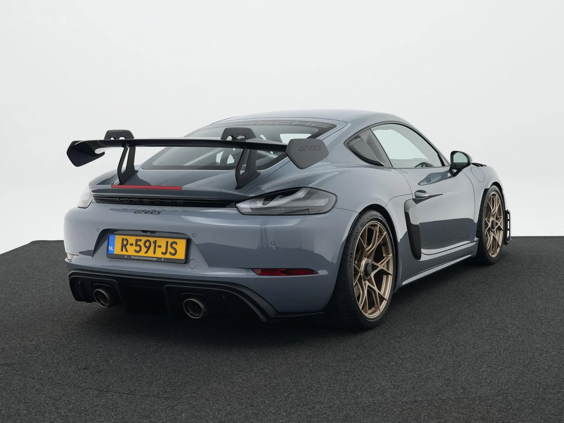 718 Cayman GT4 RS