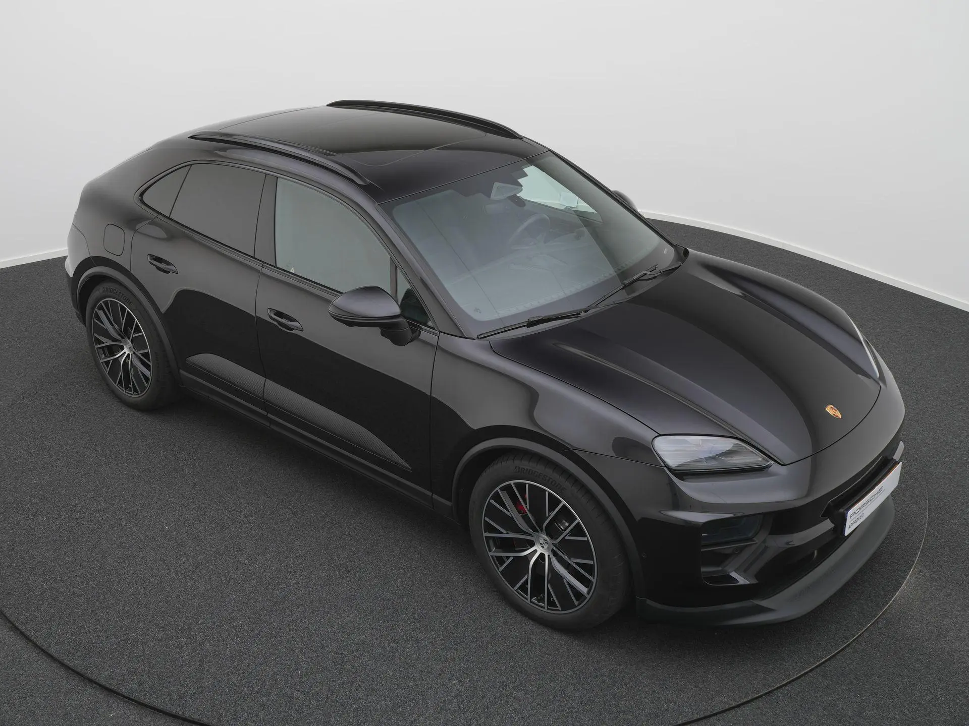Macan 4 S