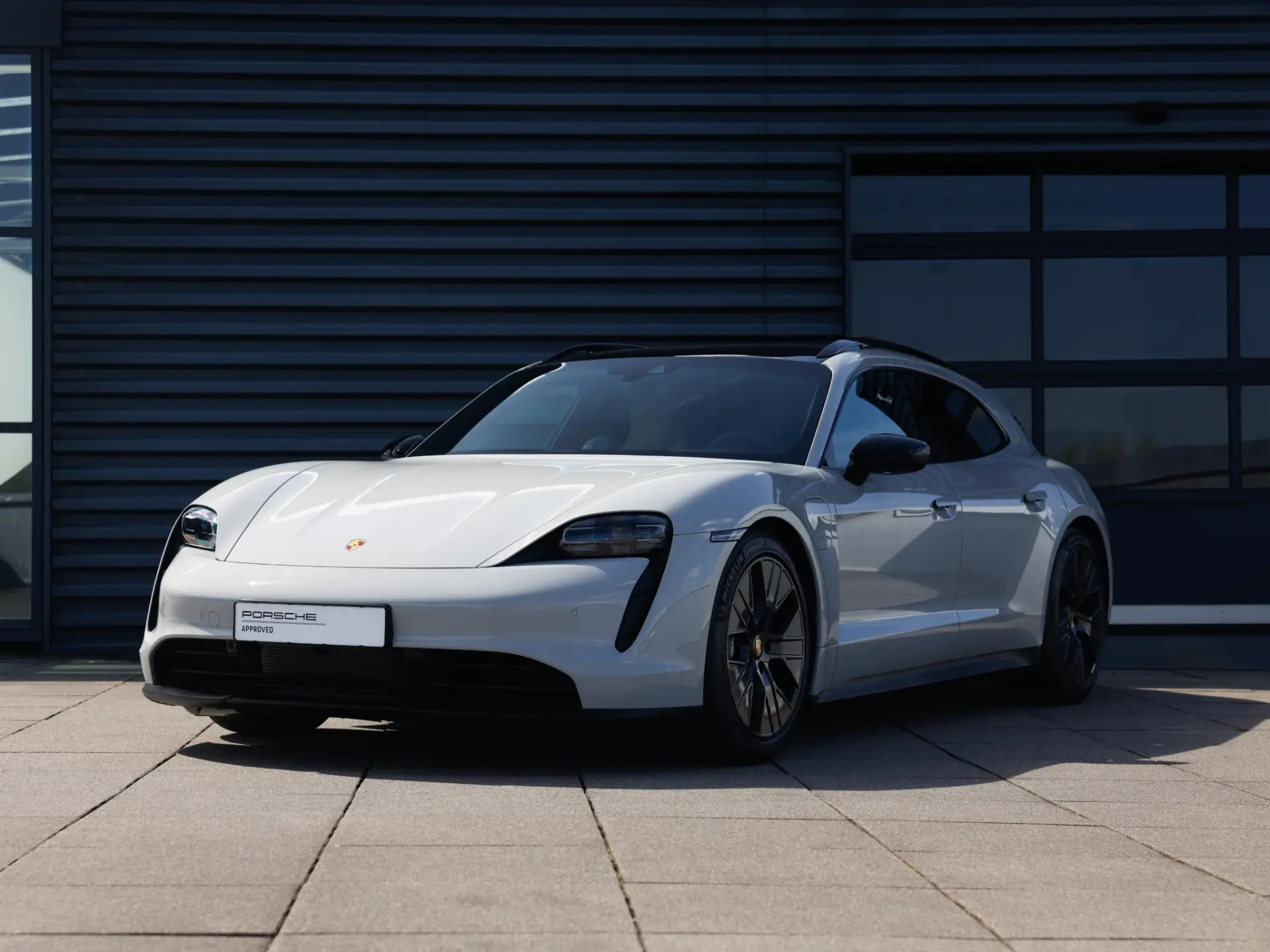 Taycan Sport Turismo 