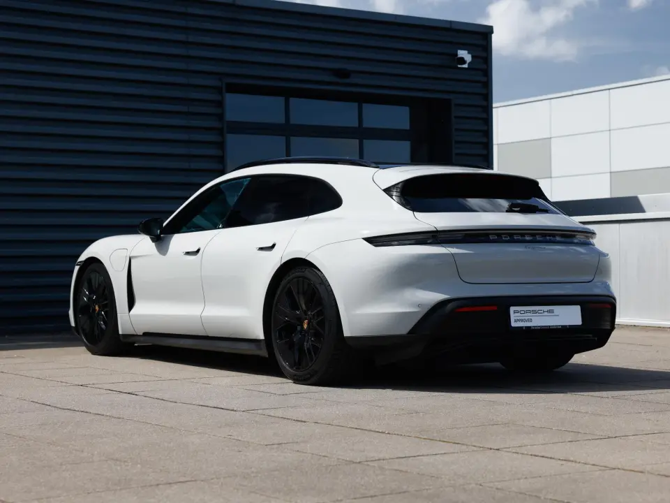 Porsche Taycan Sport Turismo 