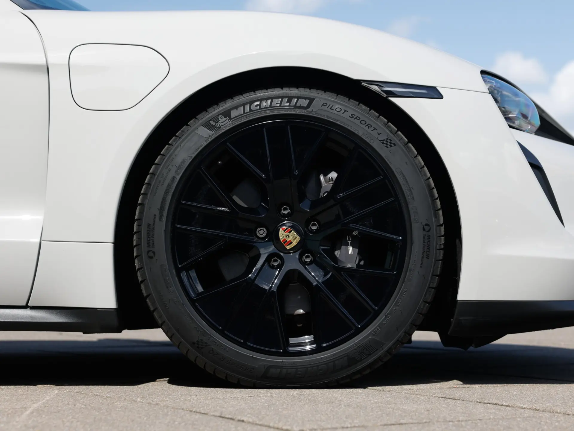 Taycan Sport Turismo 