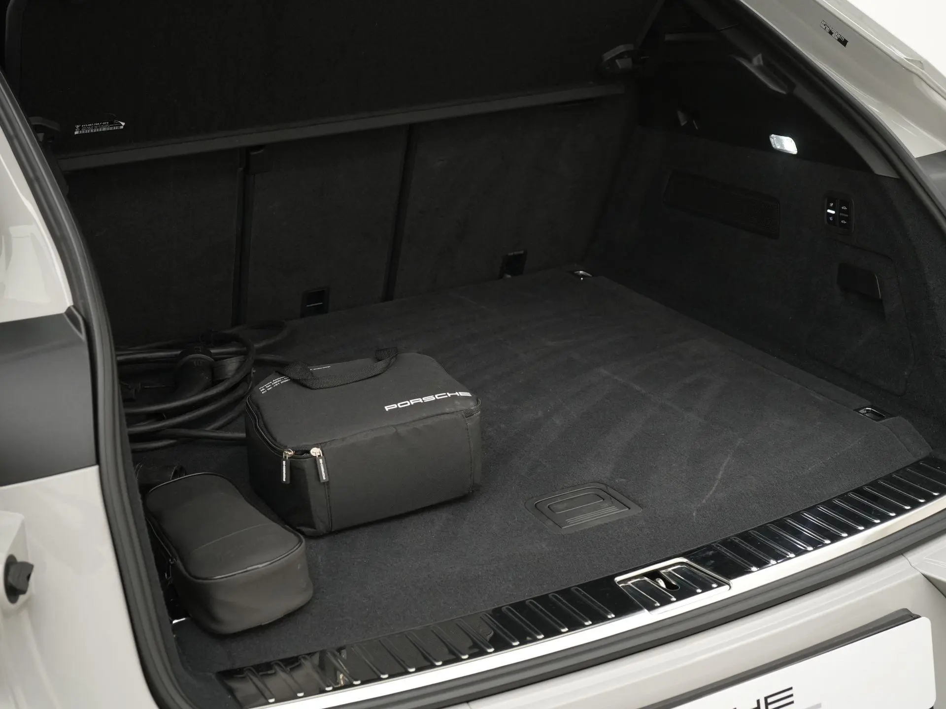 Cayenne Coupé E-Hybrid