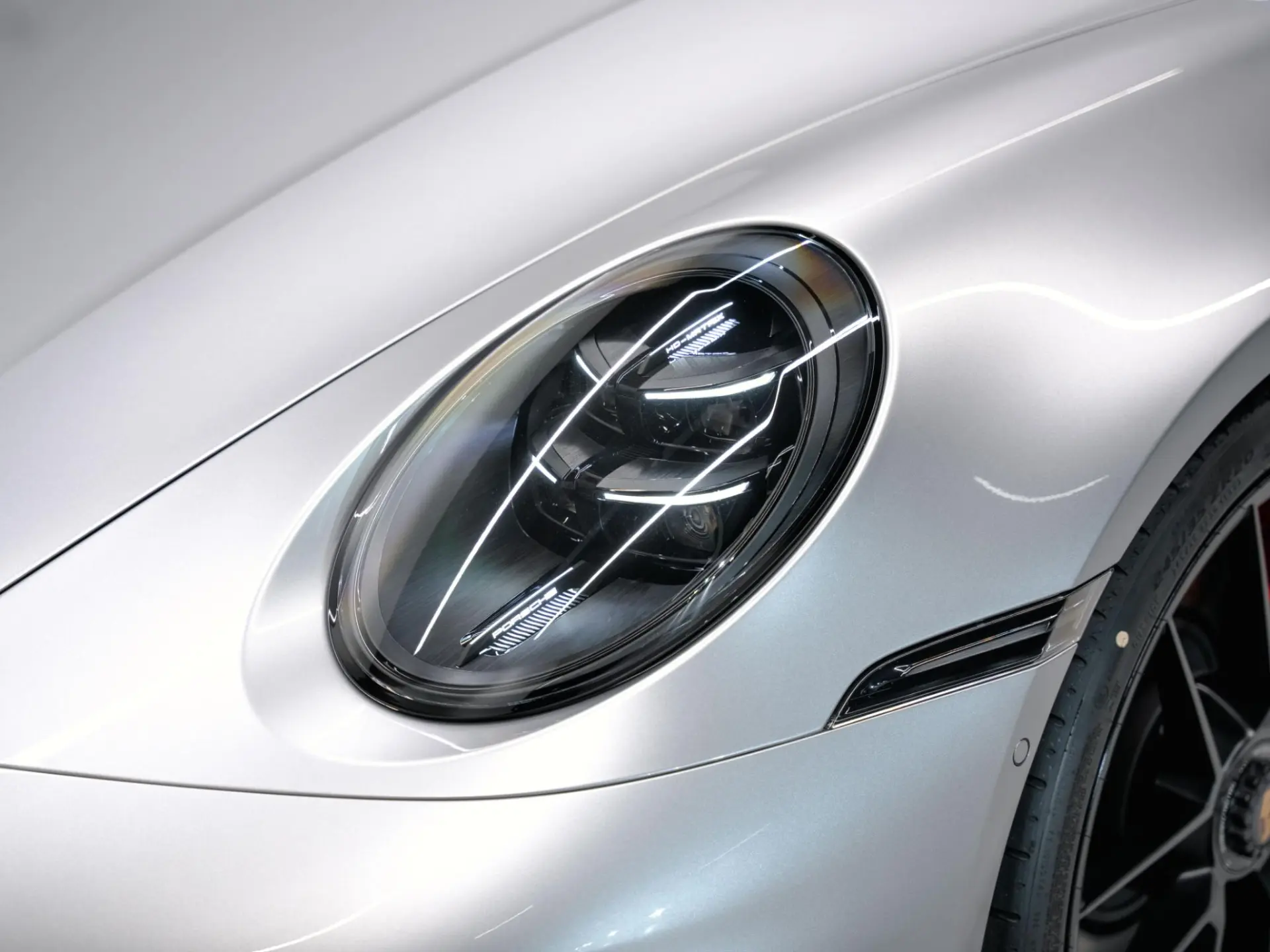 911 Carrera 4 GTS
