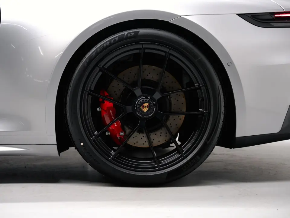 911 Carrera 4 GTS