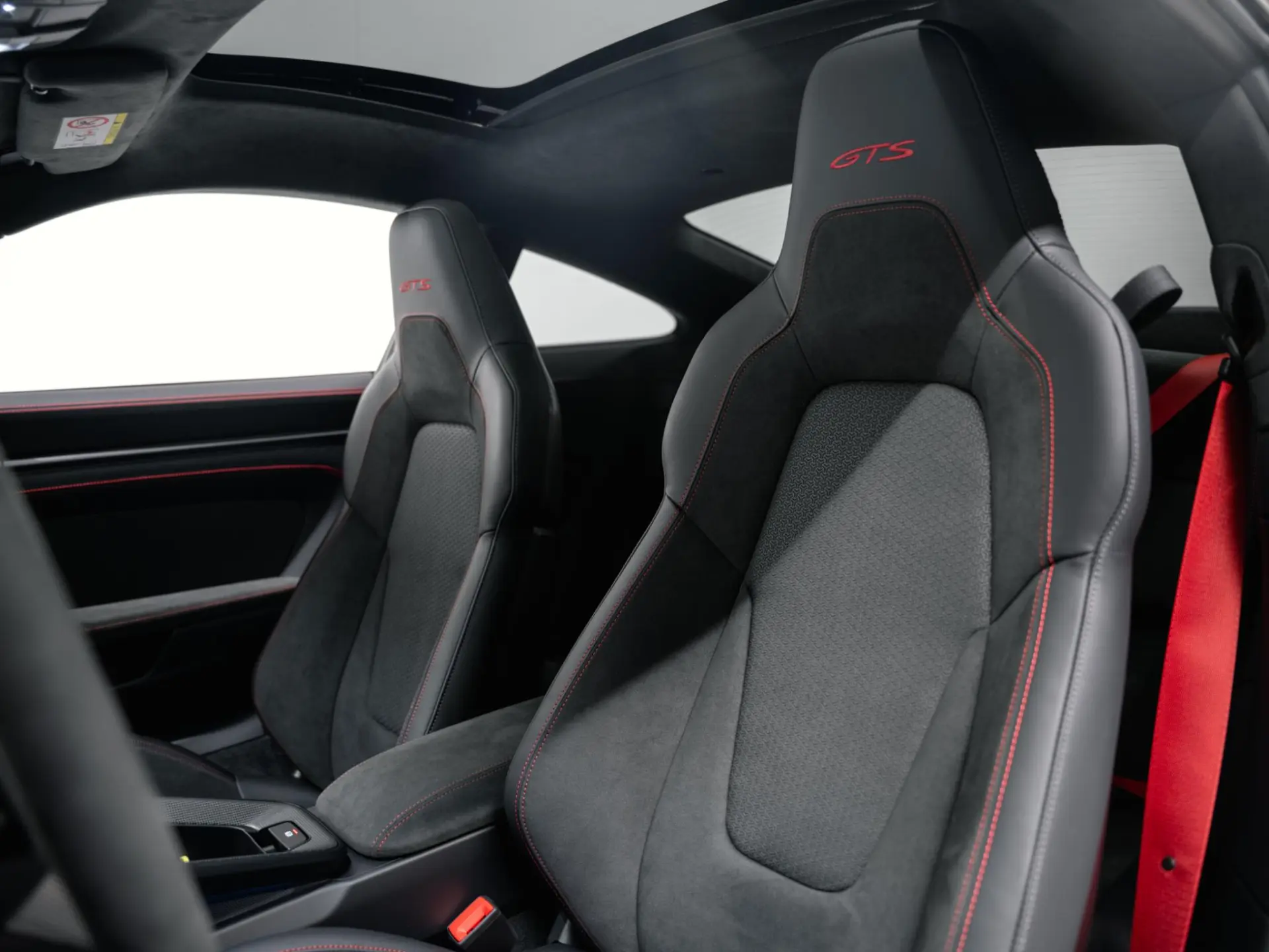 911 Carrera 4 GTS