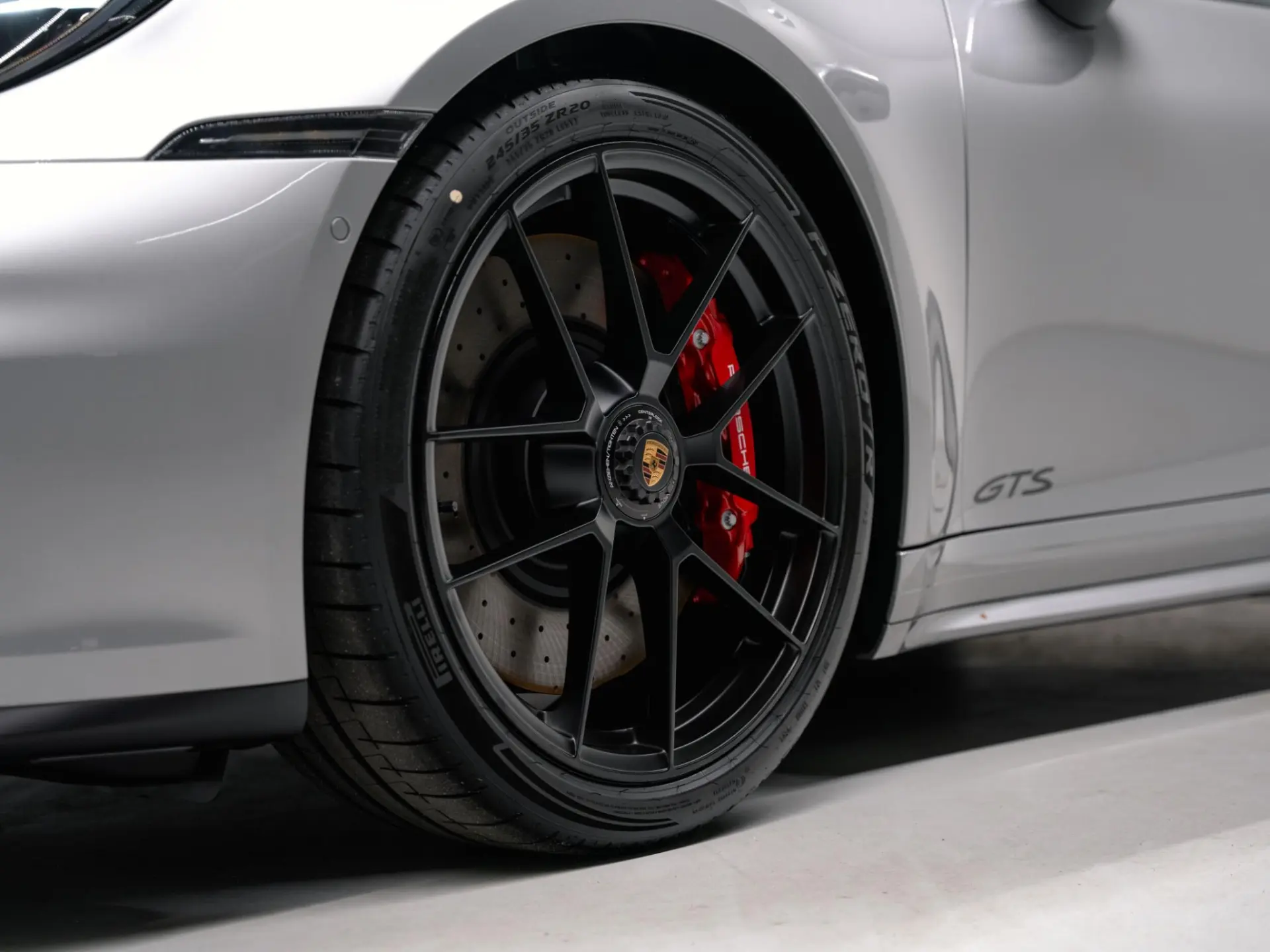 911 Carrera 4 GTS