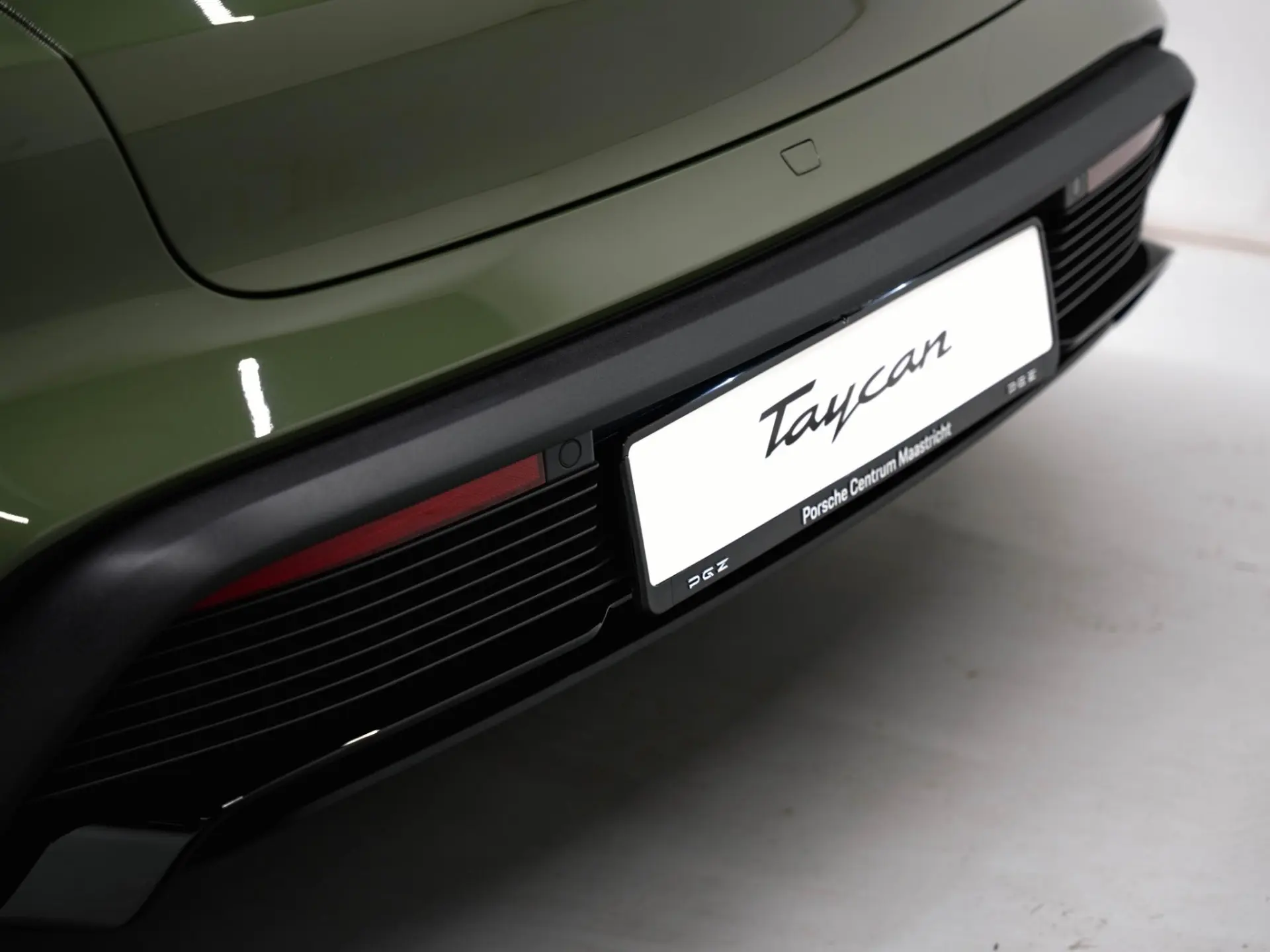 Taycan 4S Black Edition