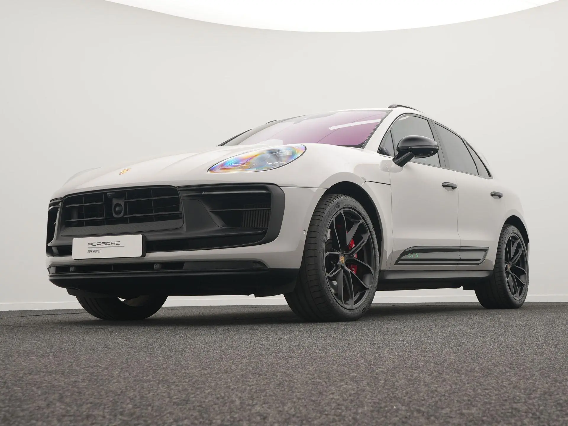 Macan GTS