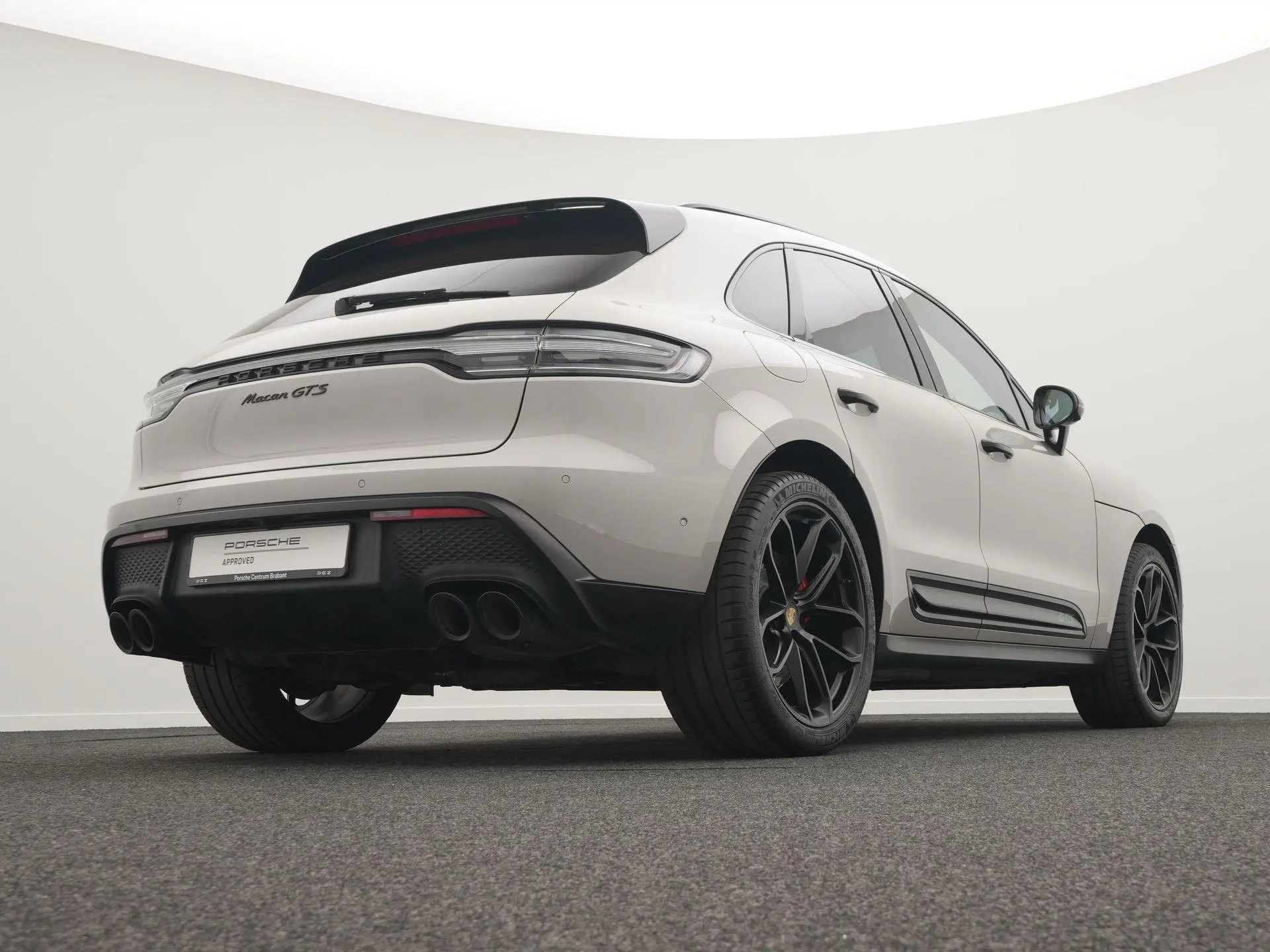Macan GTS