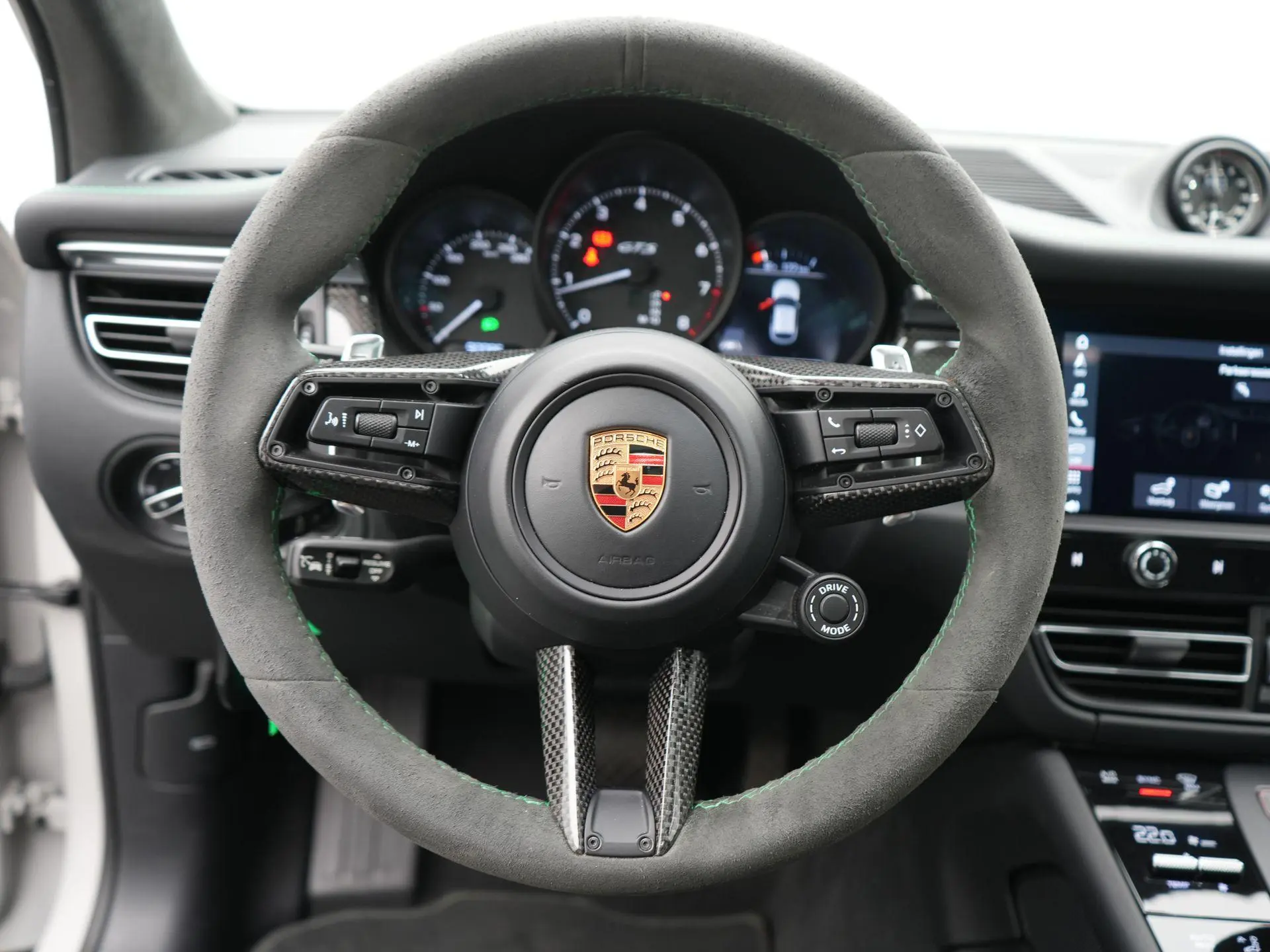 Macan GTS