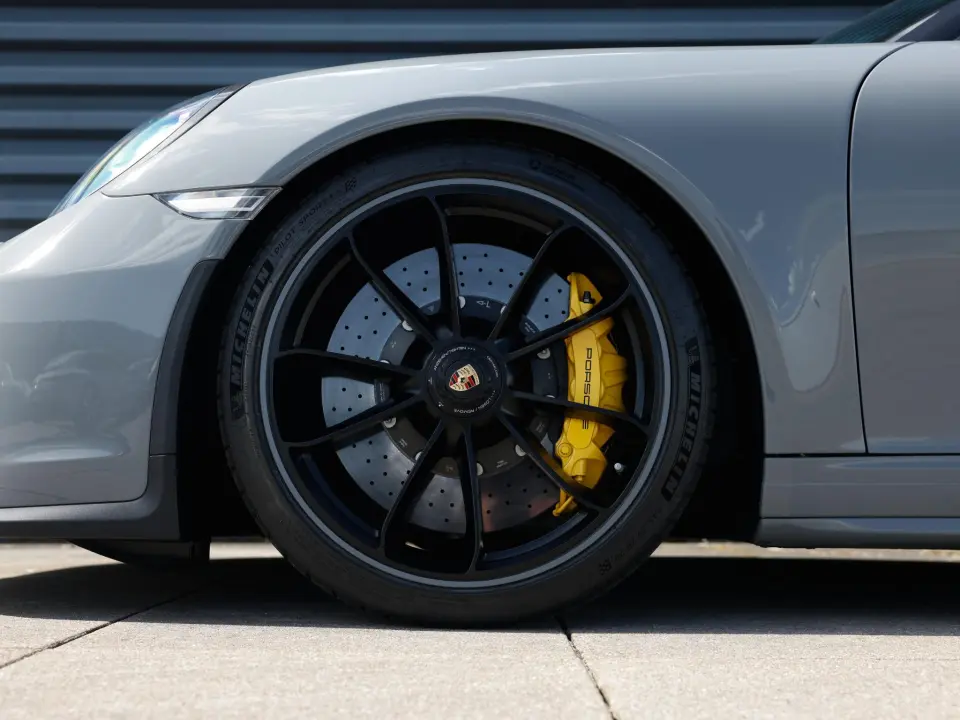 911 Speedster