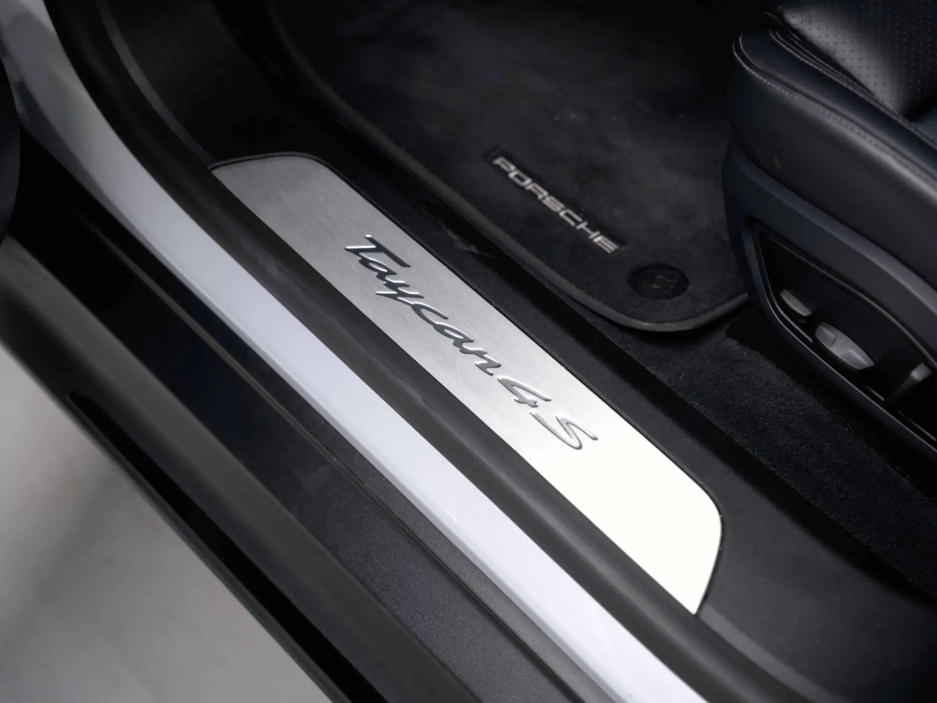 Taycan 4S Sport Turismo
