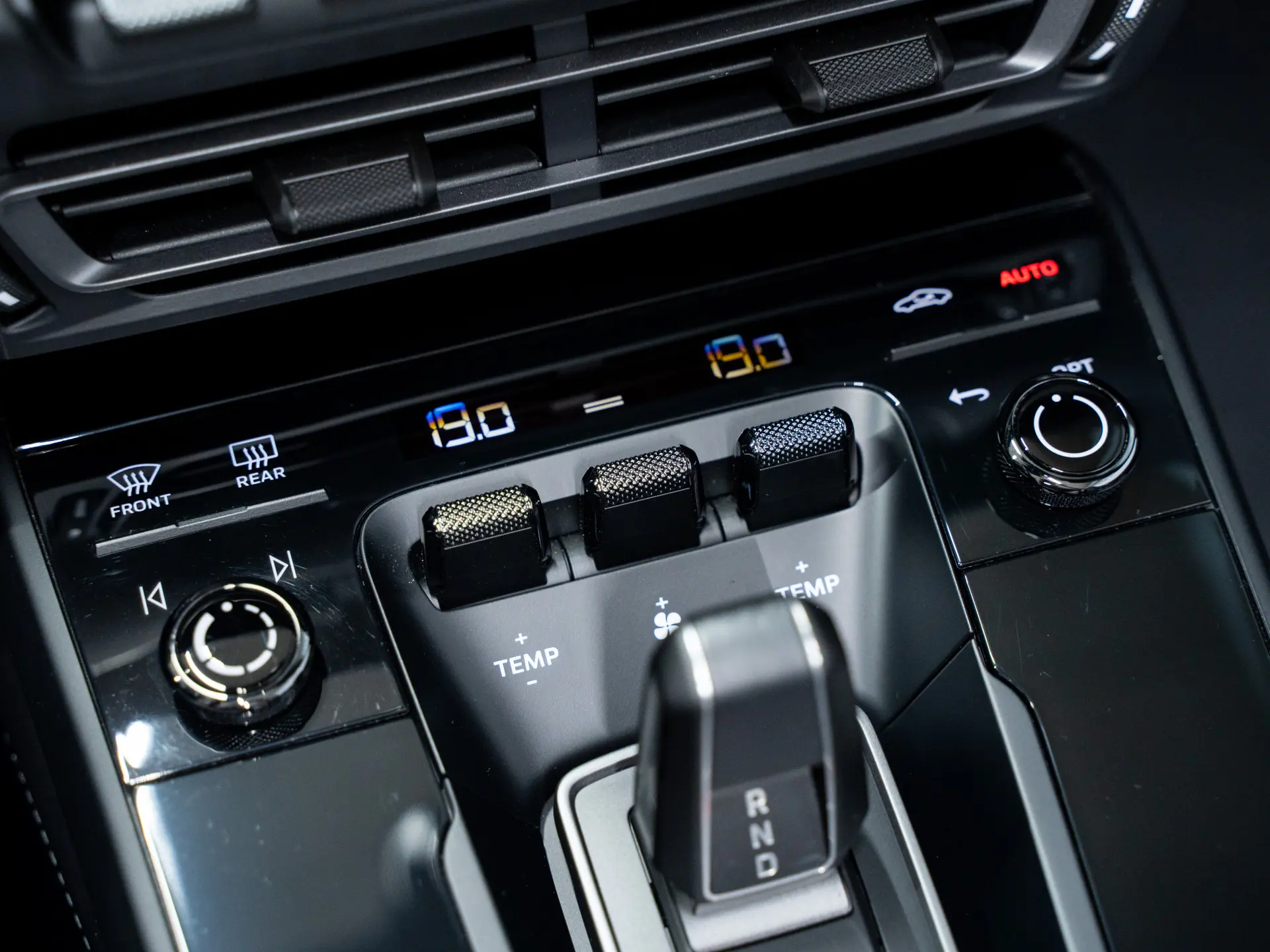 911 Carrera 4 GTS Cabriolet