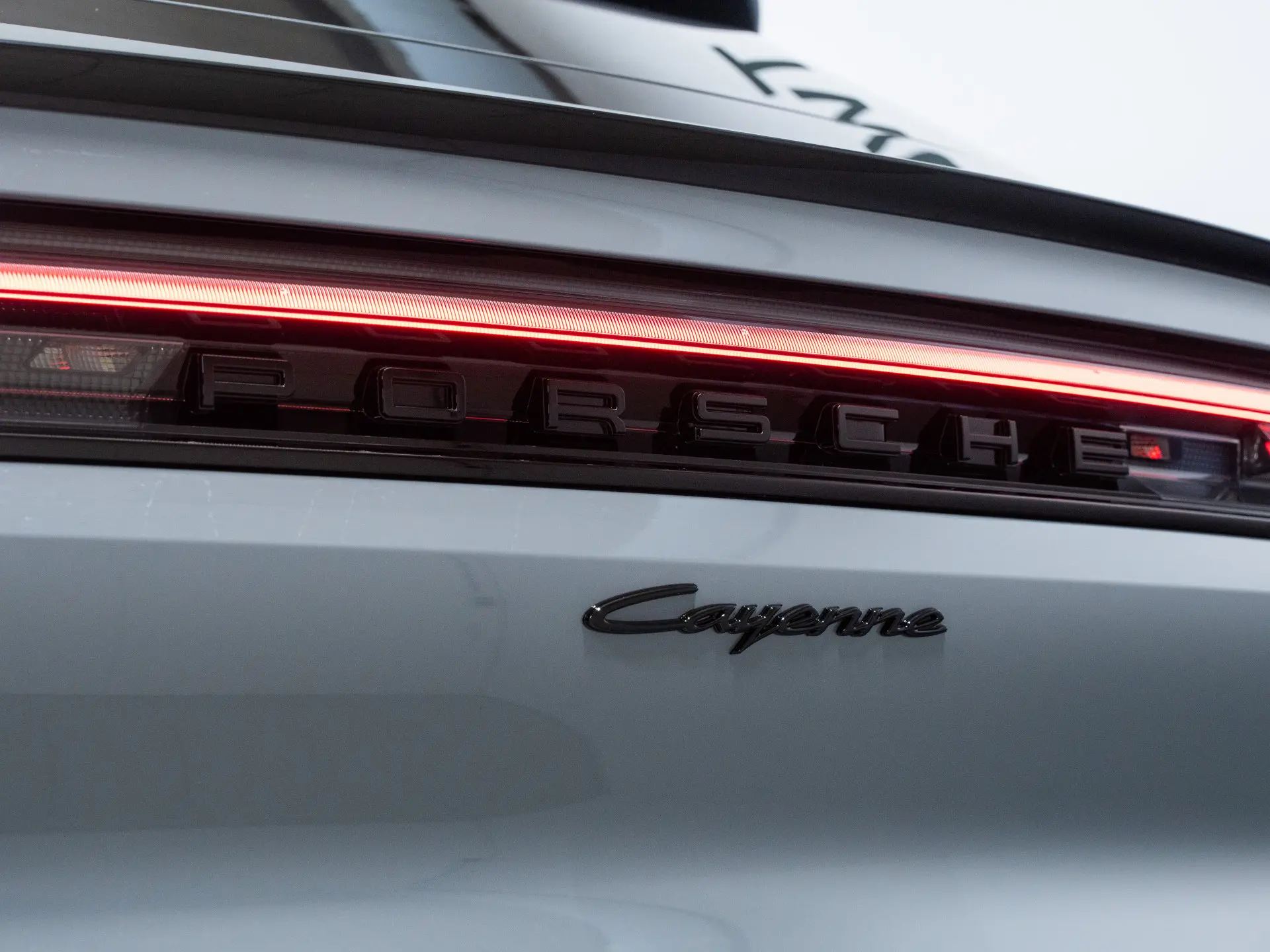 Cayenne E-Hybrid Black Edition Coupé