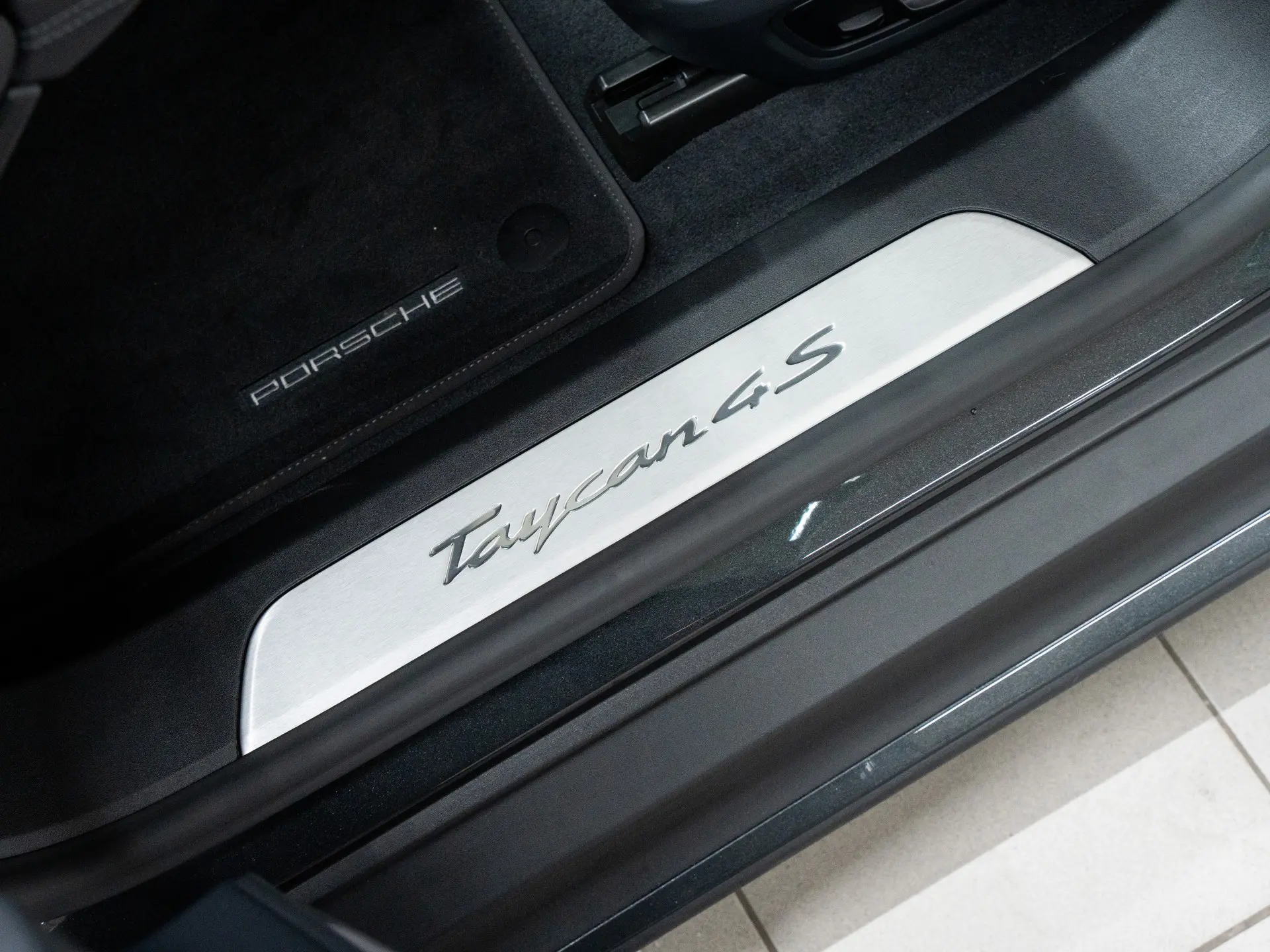 Taycan 4S Sport Turismo