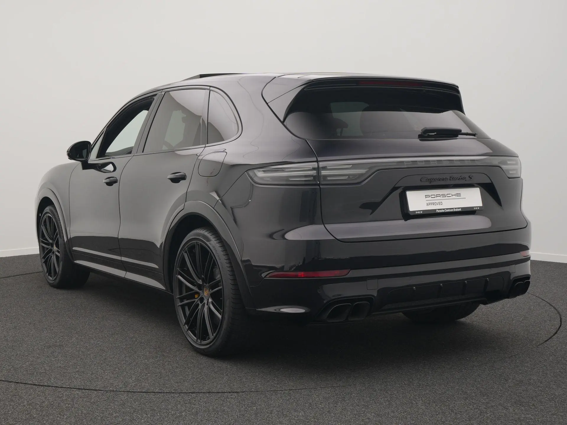 Cayenne Turbo S E-Hybrid
