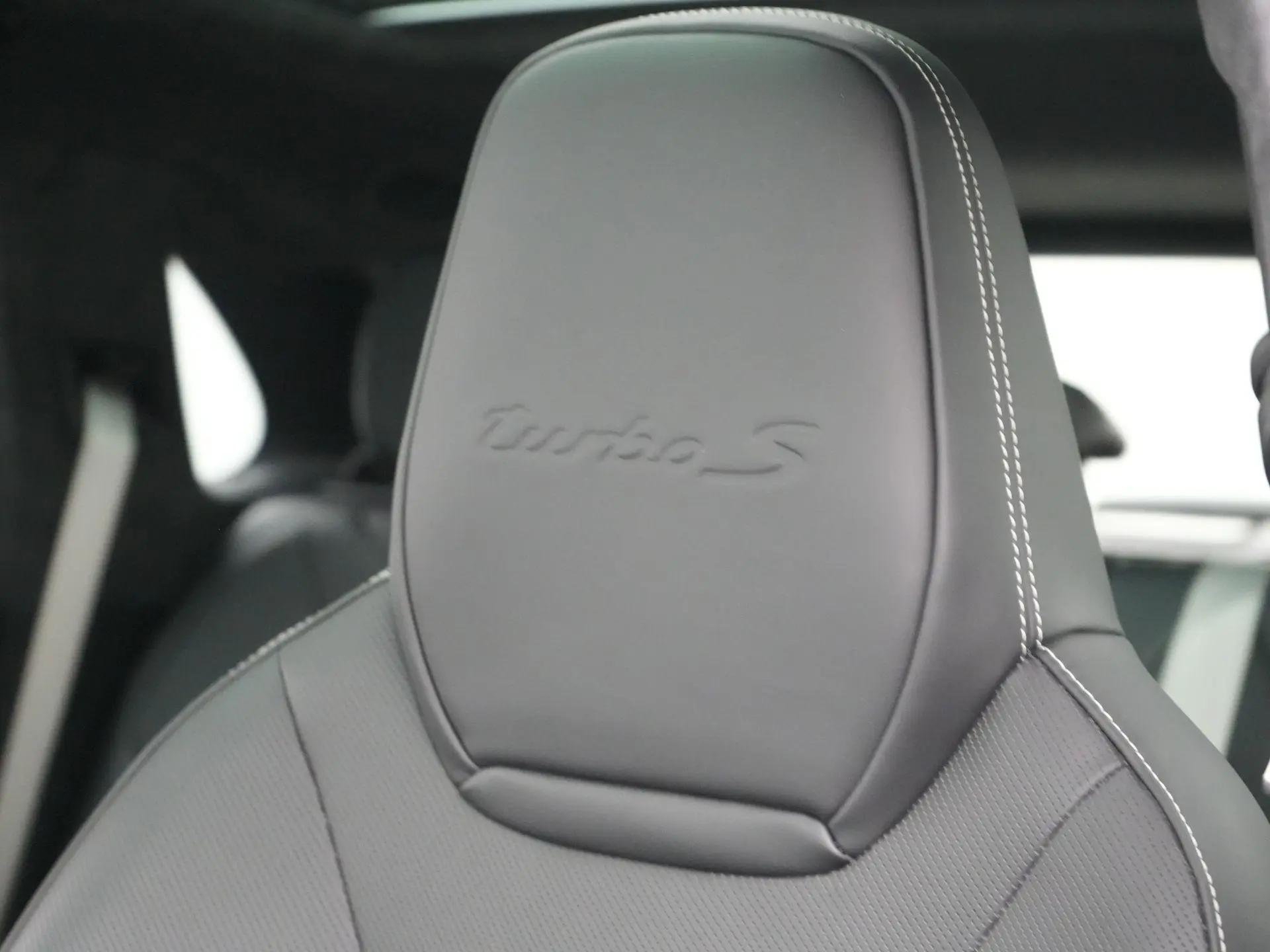 Cayenne Turbo S E-Hybrid