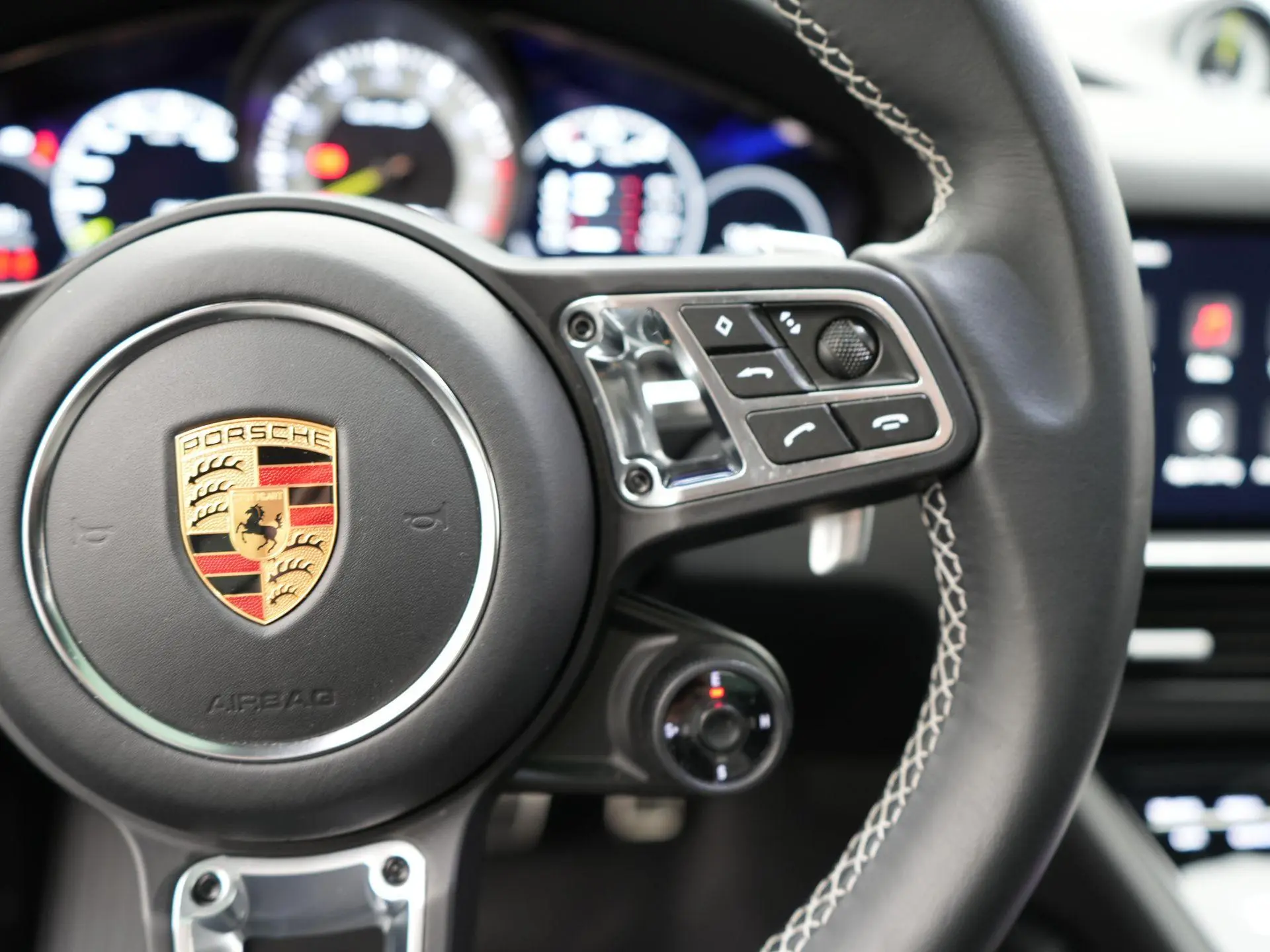 Cayenne Turbo S E-Hybrid