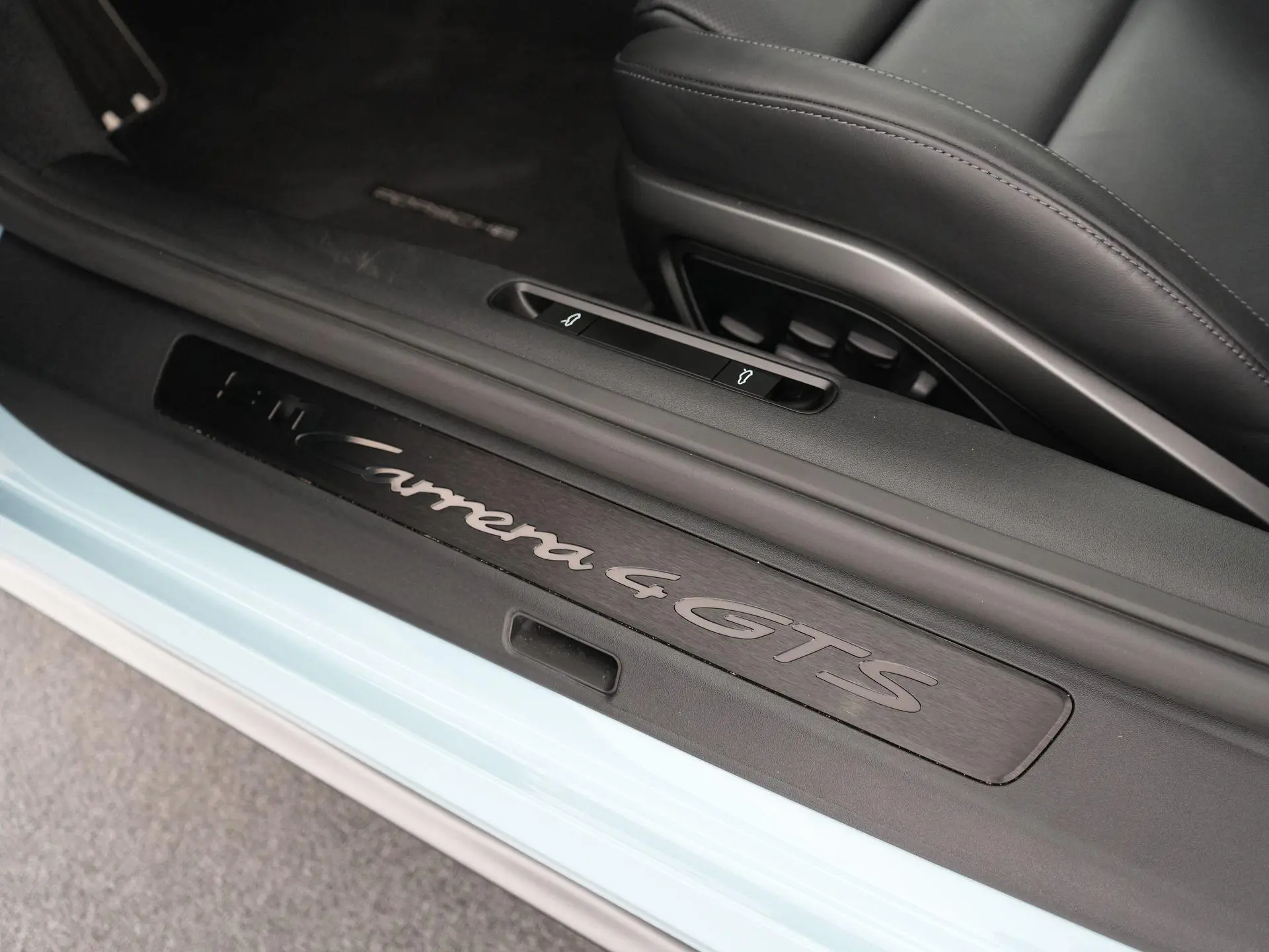 911 Cabrio 3.6 T-Hybrid Carrera 4 GTS