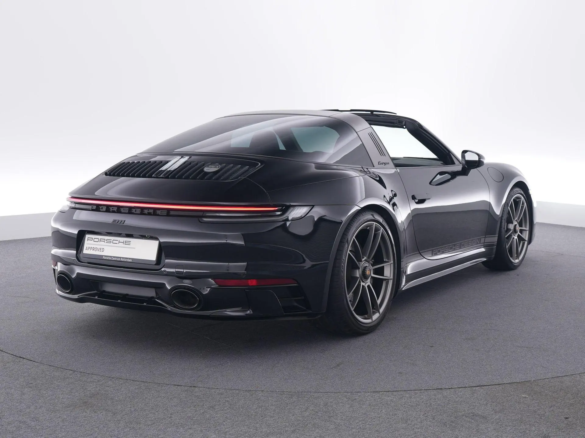 911 3.0 4 GTS Edition 50 Years Porsche Design