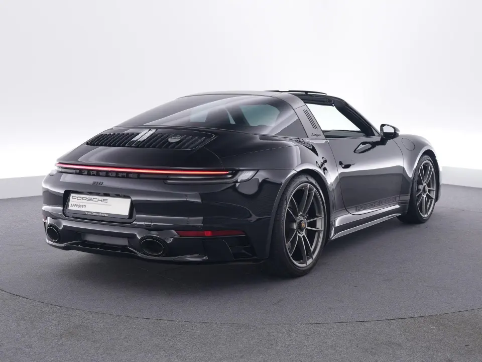 911 3.0 4 GTS Edition 50 Years Porsche Design