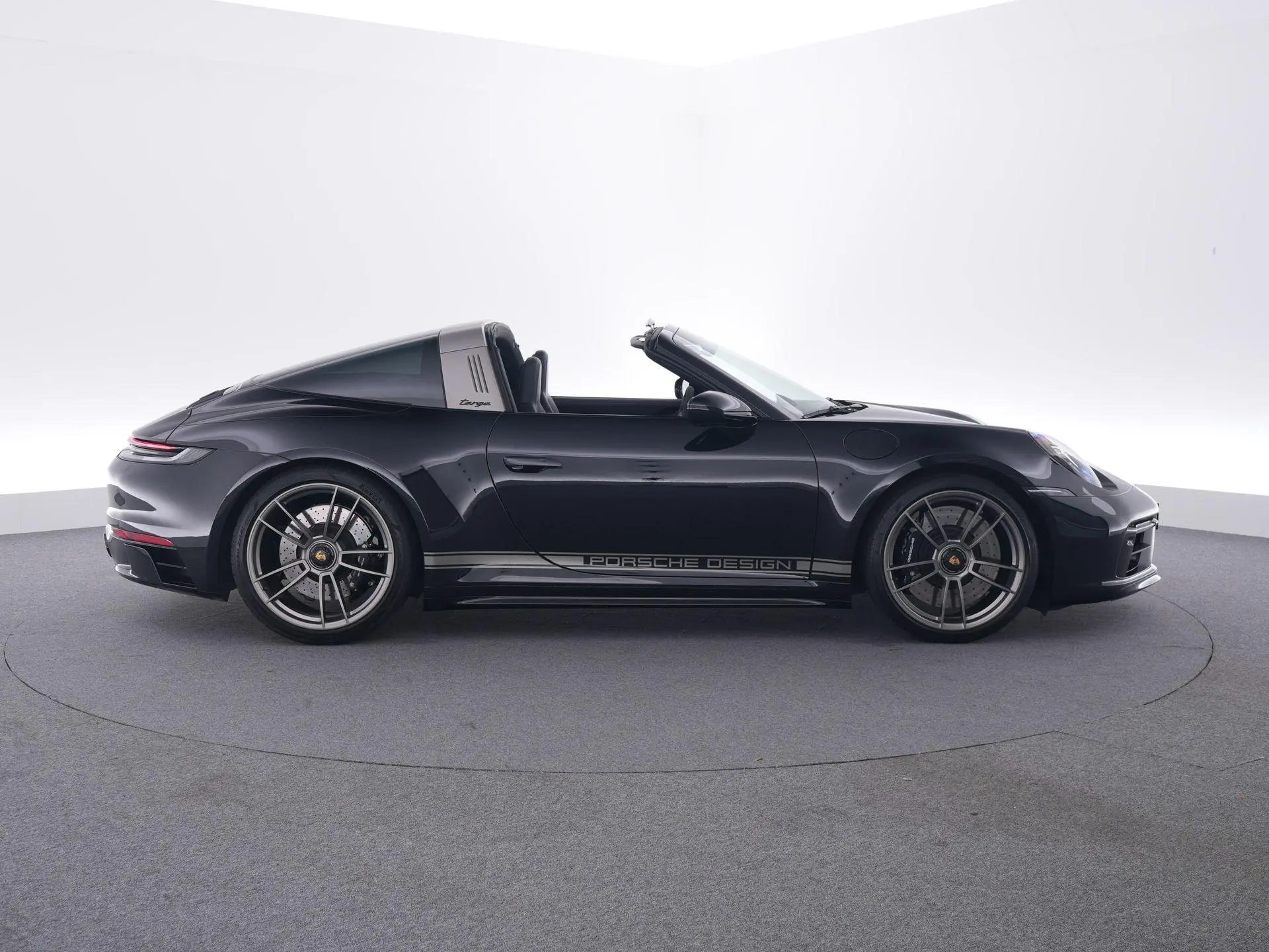 911 3.0 4 GTS Edition 50 Years Porsche Design