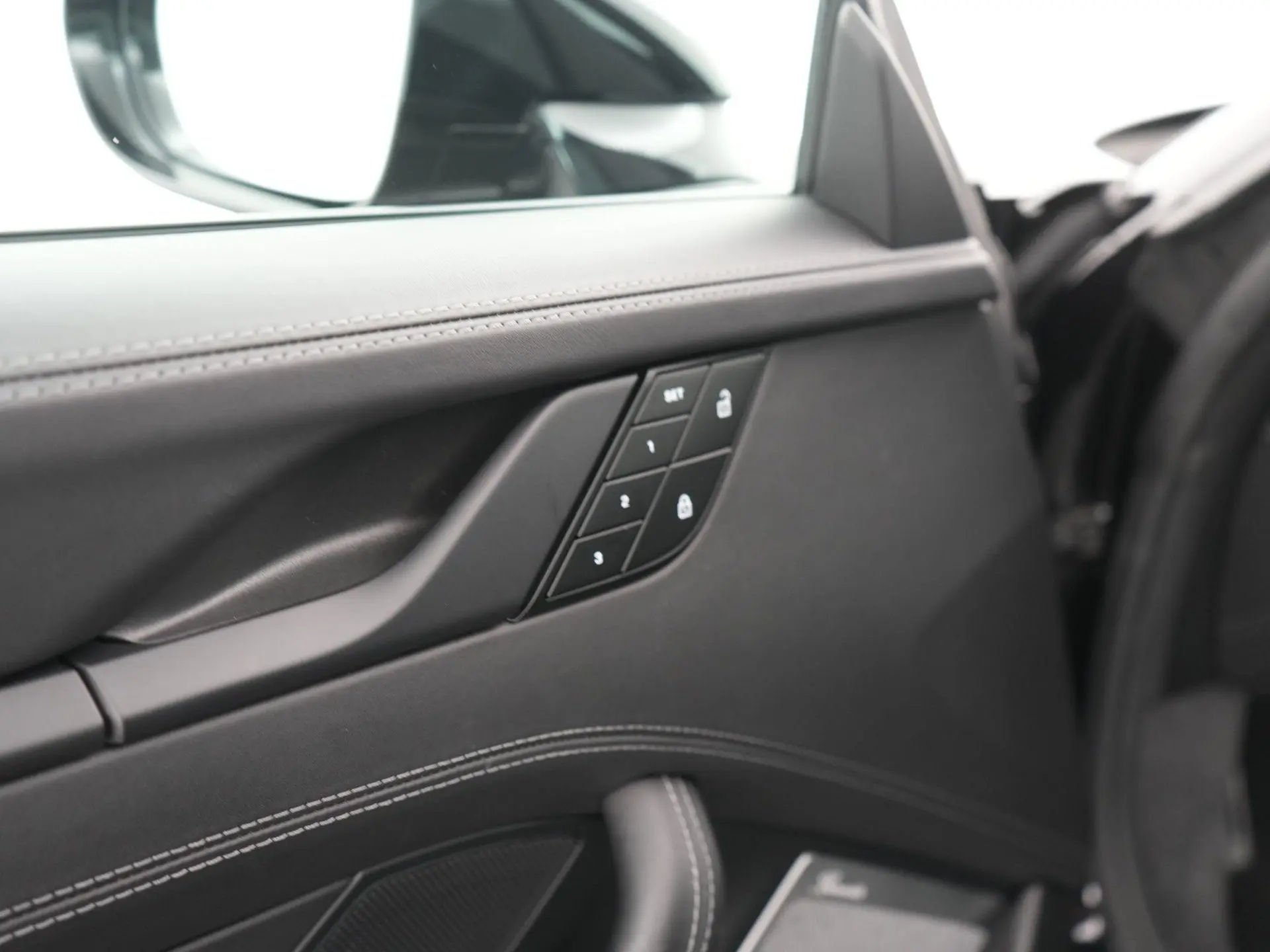 911 3.0 4 GTS Edition 50 Years Porsche Design